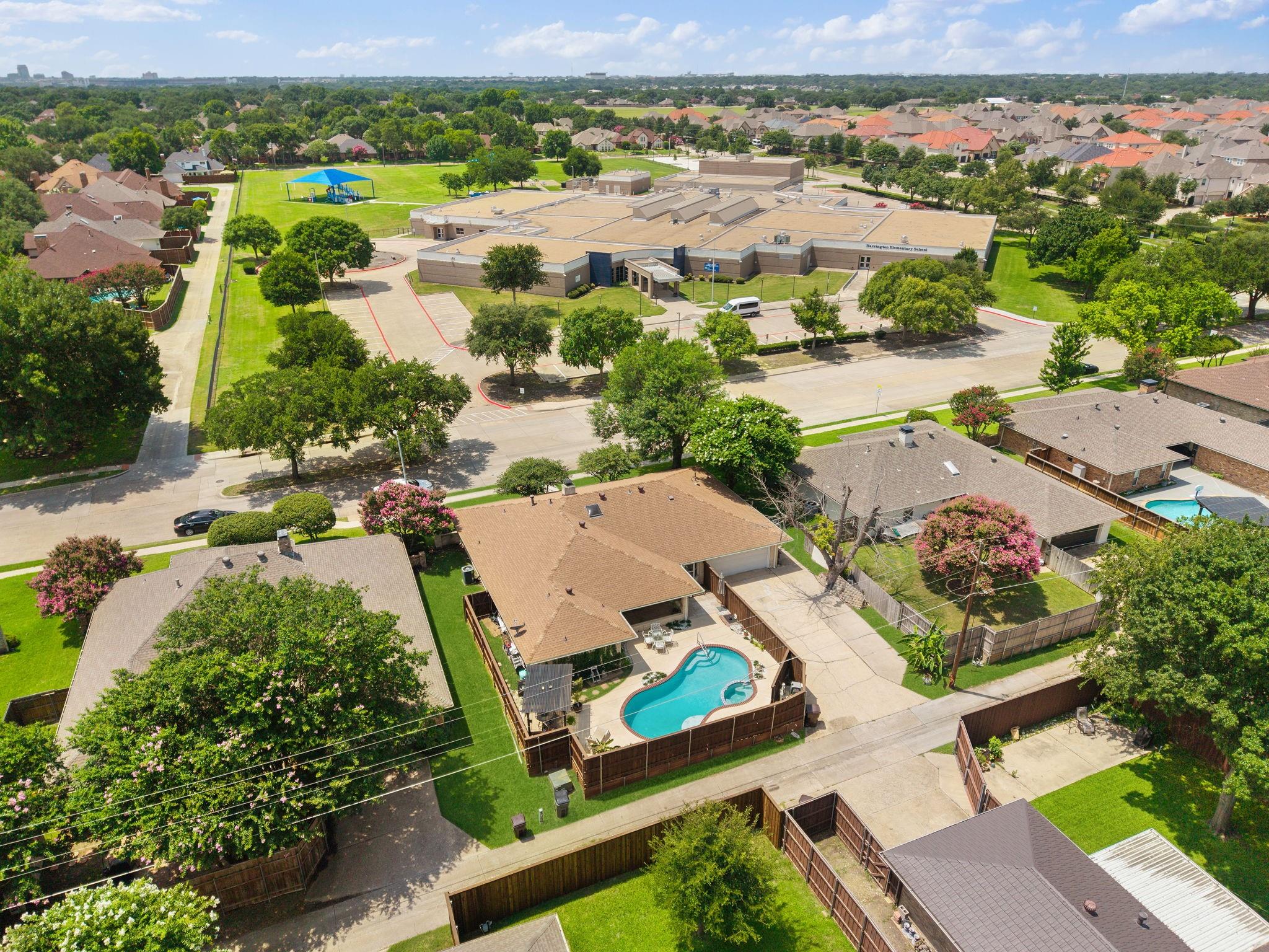 main property photo 37