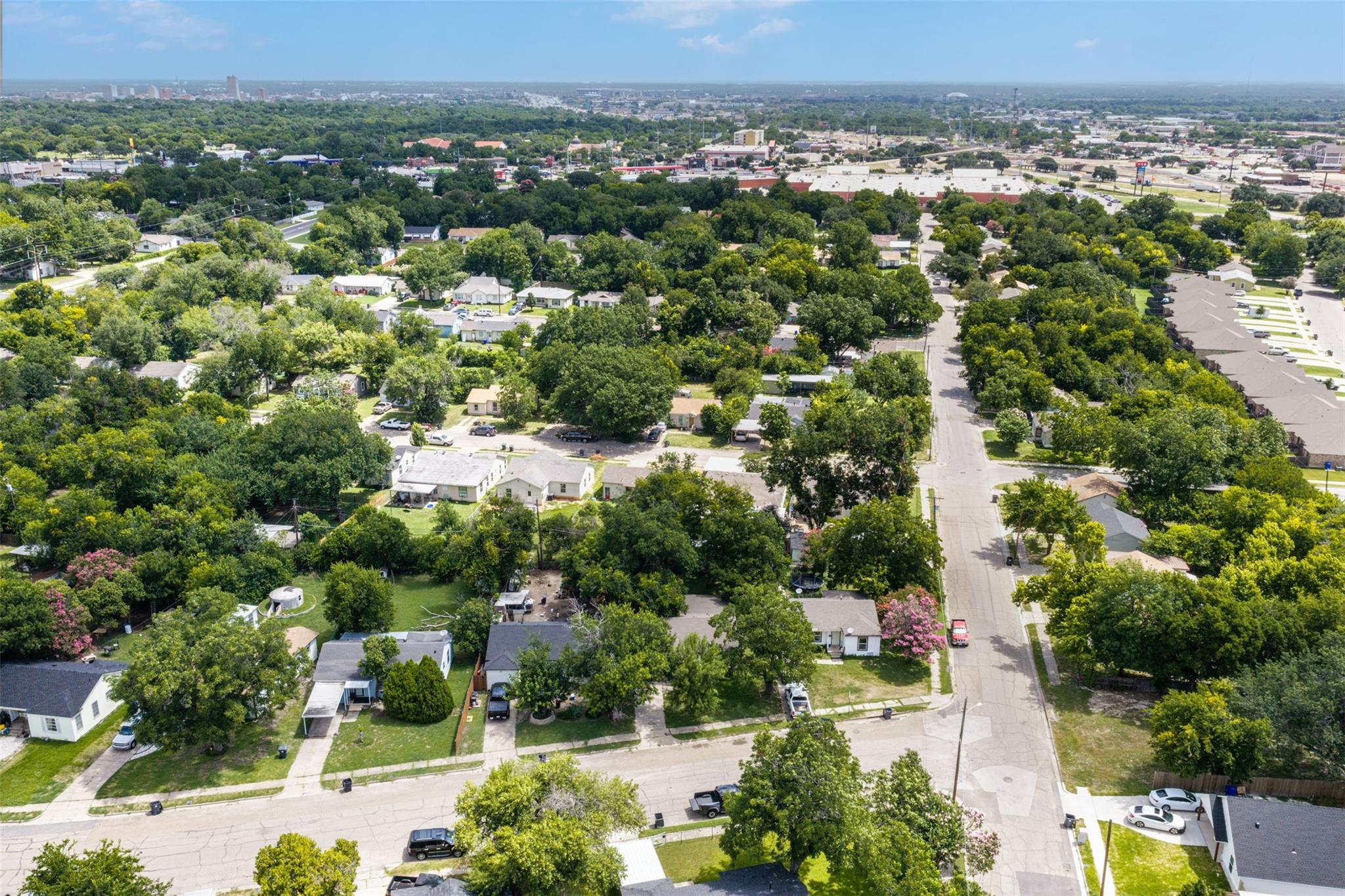 main property photo 29
