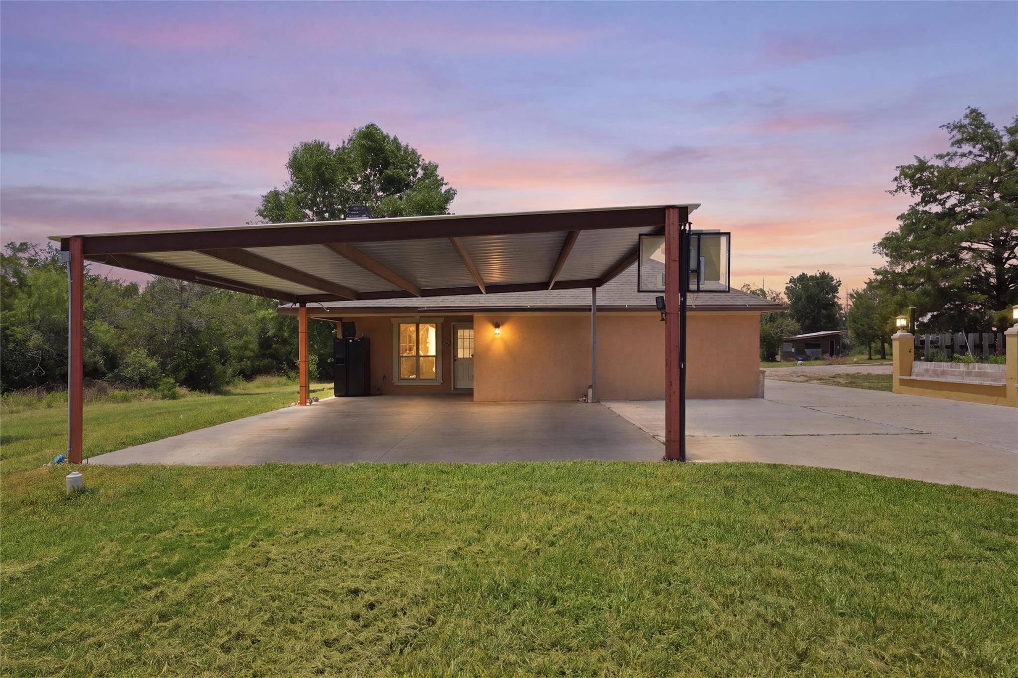 main property photo 32