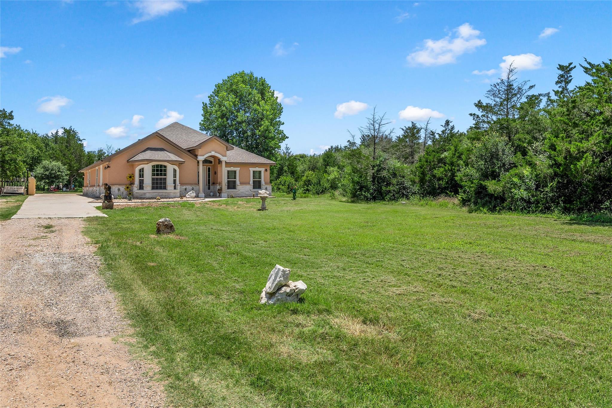 main property photo 34