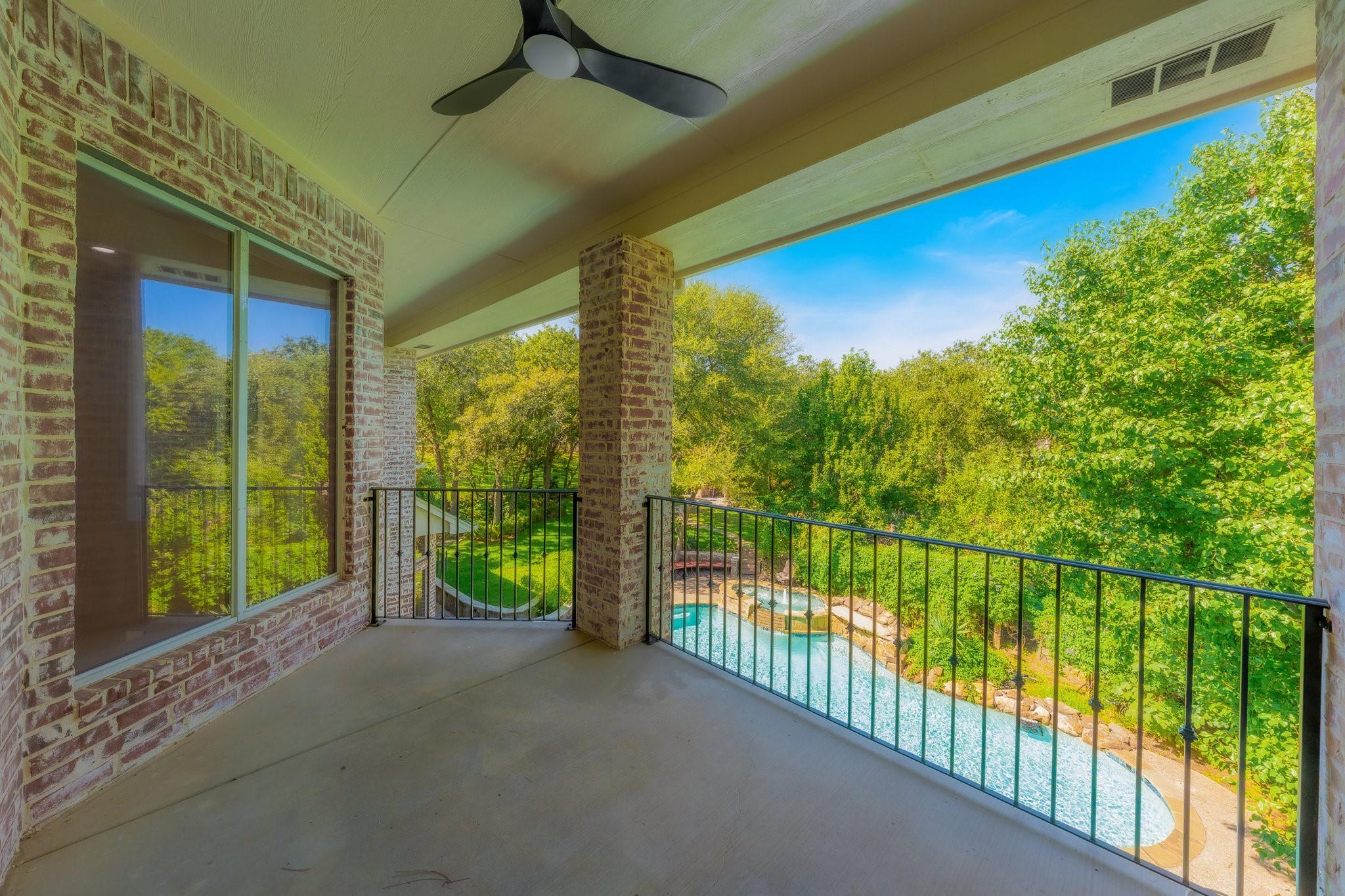 main property photo 27