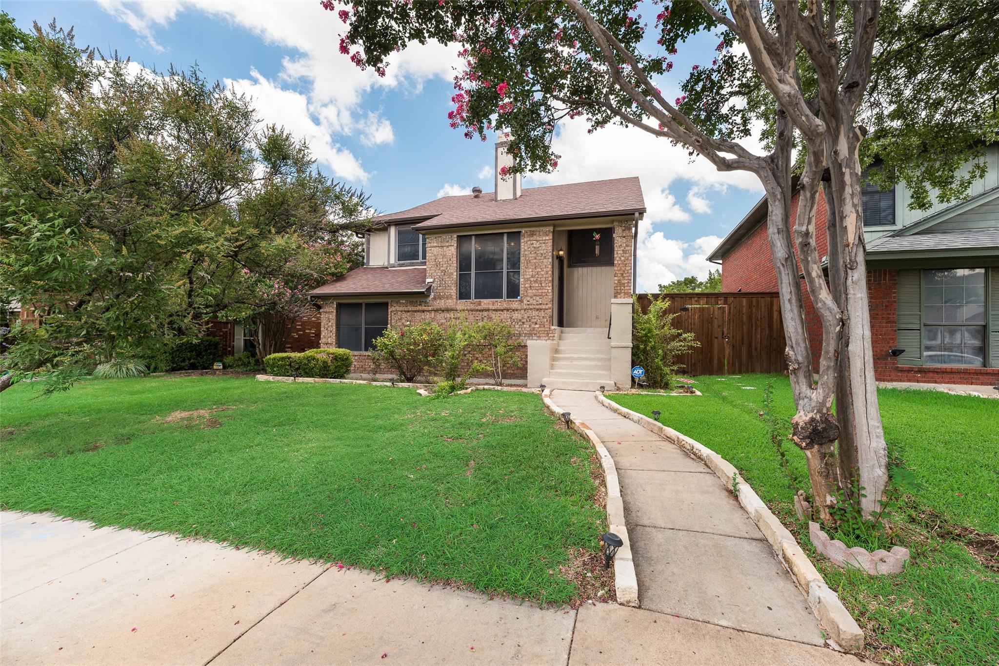 main property photo 18