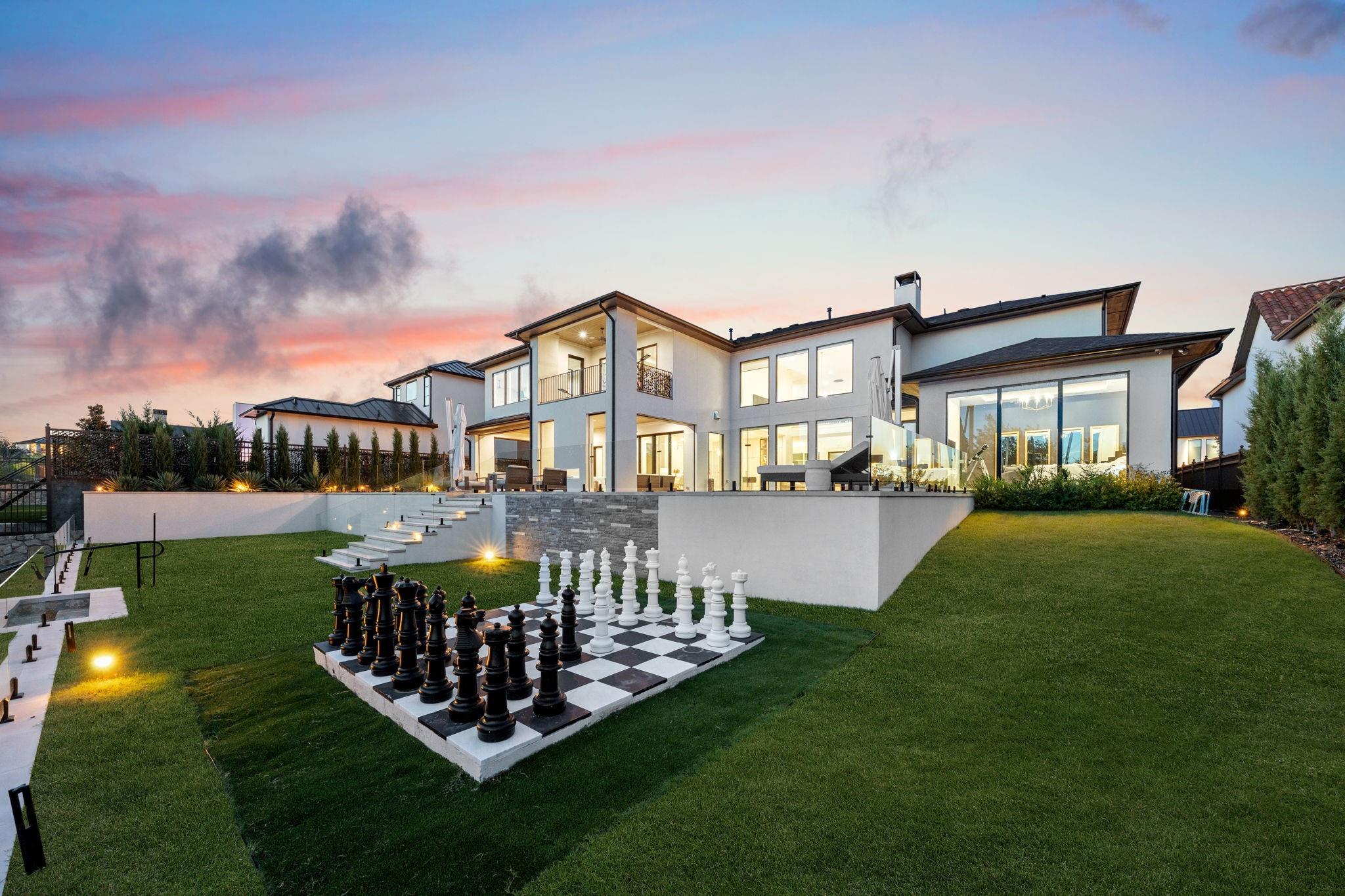 main property photo 37