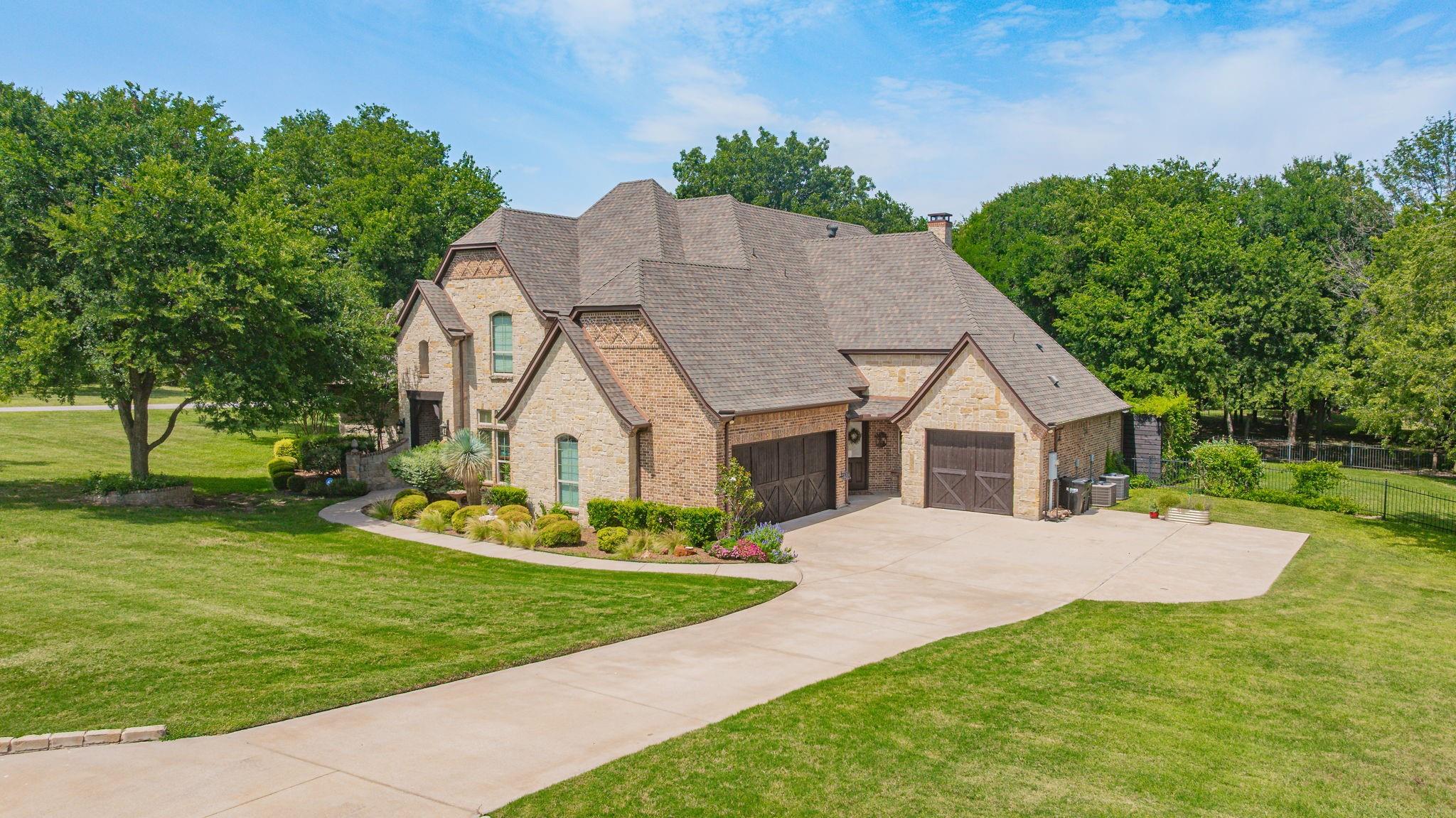main property photo 37