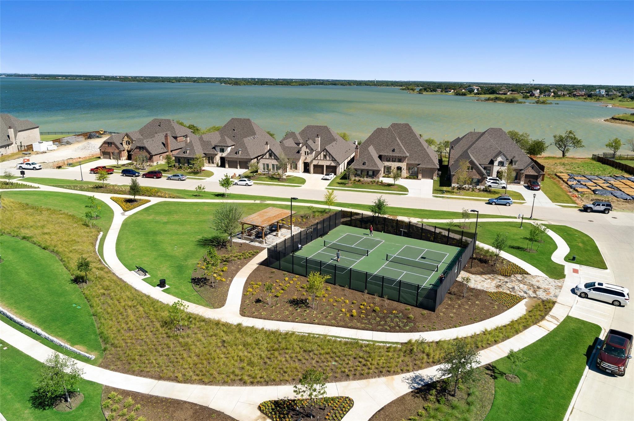 main property photo 33