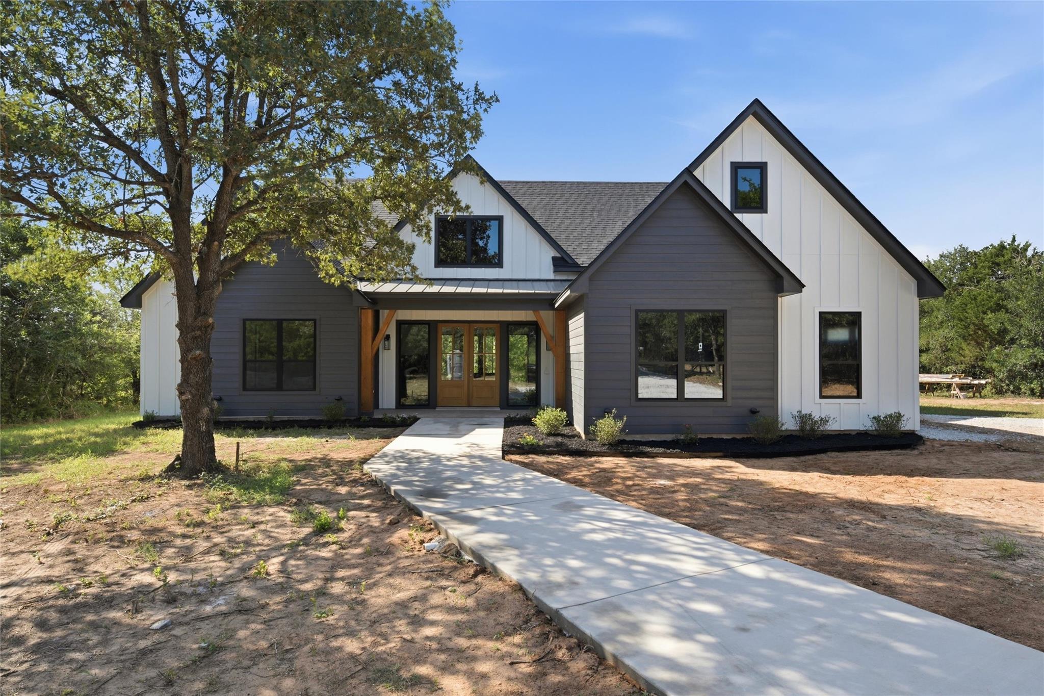 property viewer photo 3