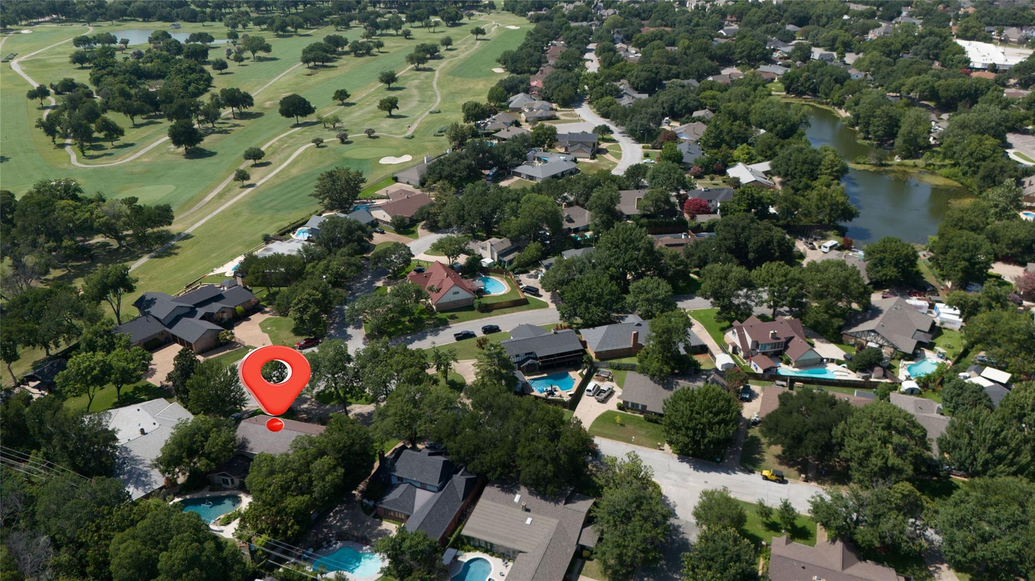 main property photo 30