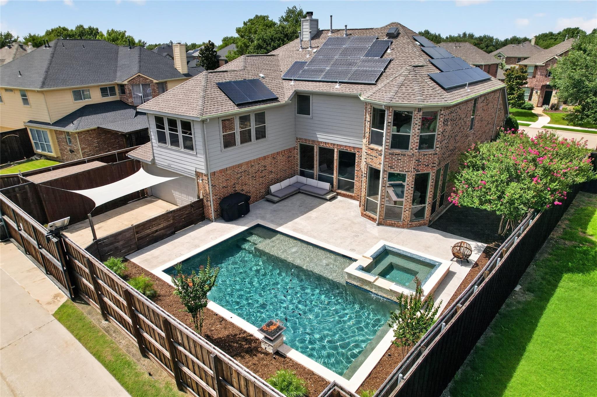 main property photo 35