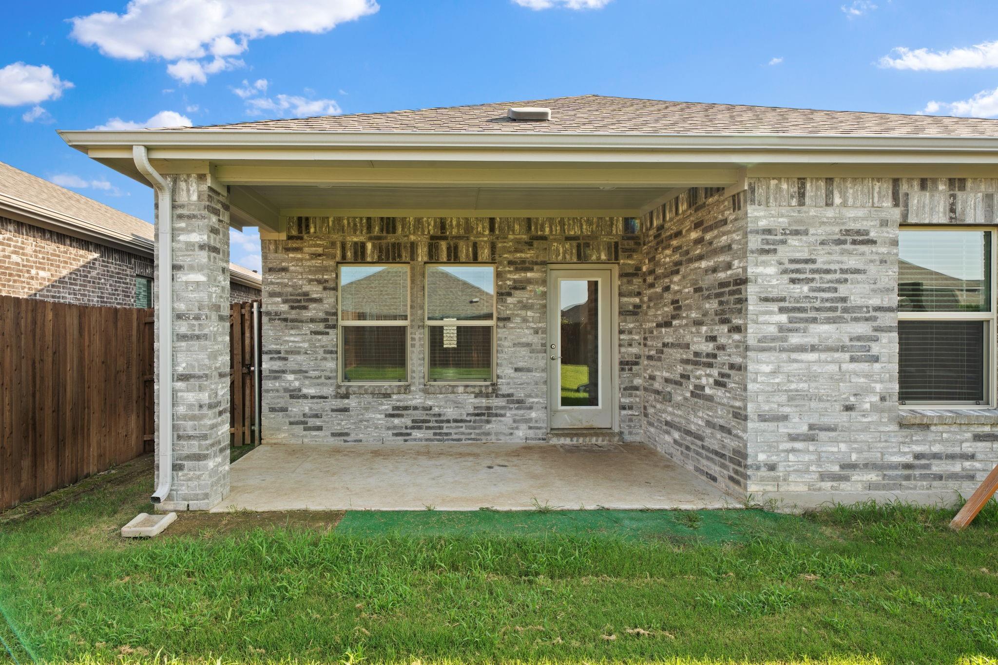 main property photo 32