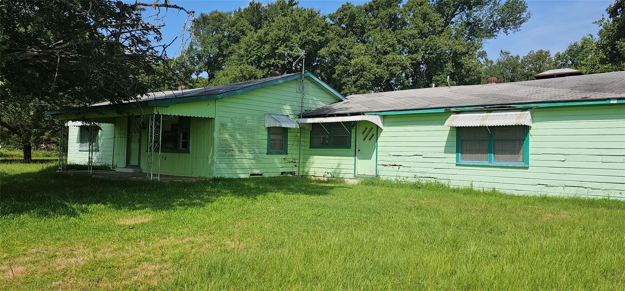 main property photo 2