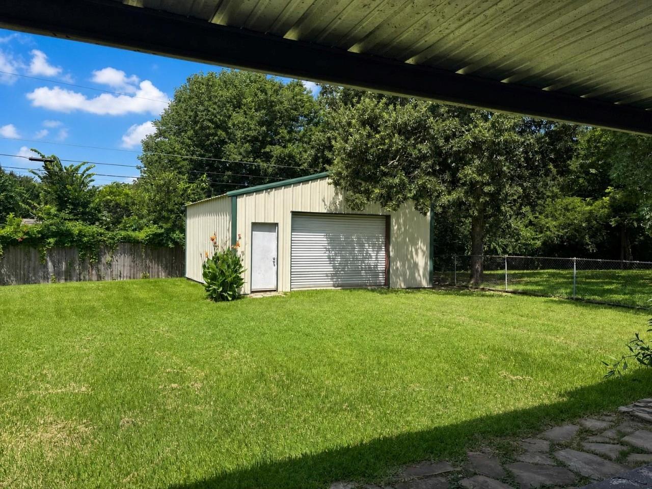 main property photo 22