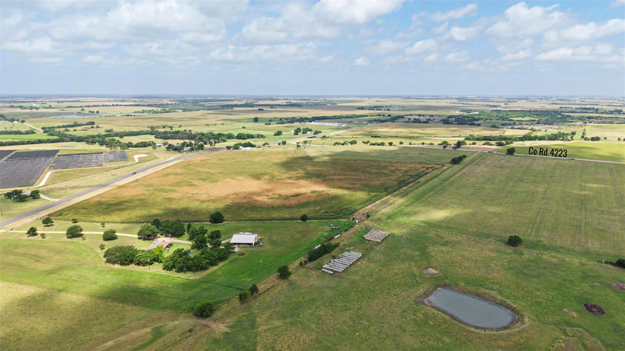 main property photo 11