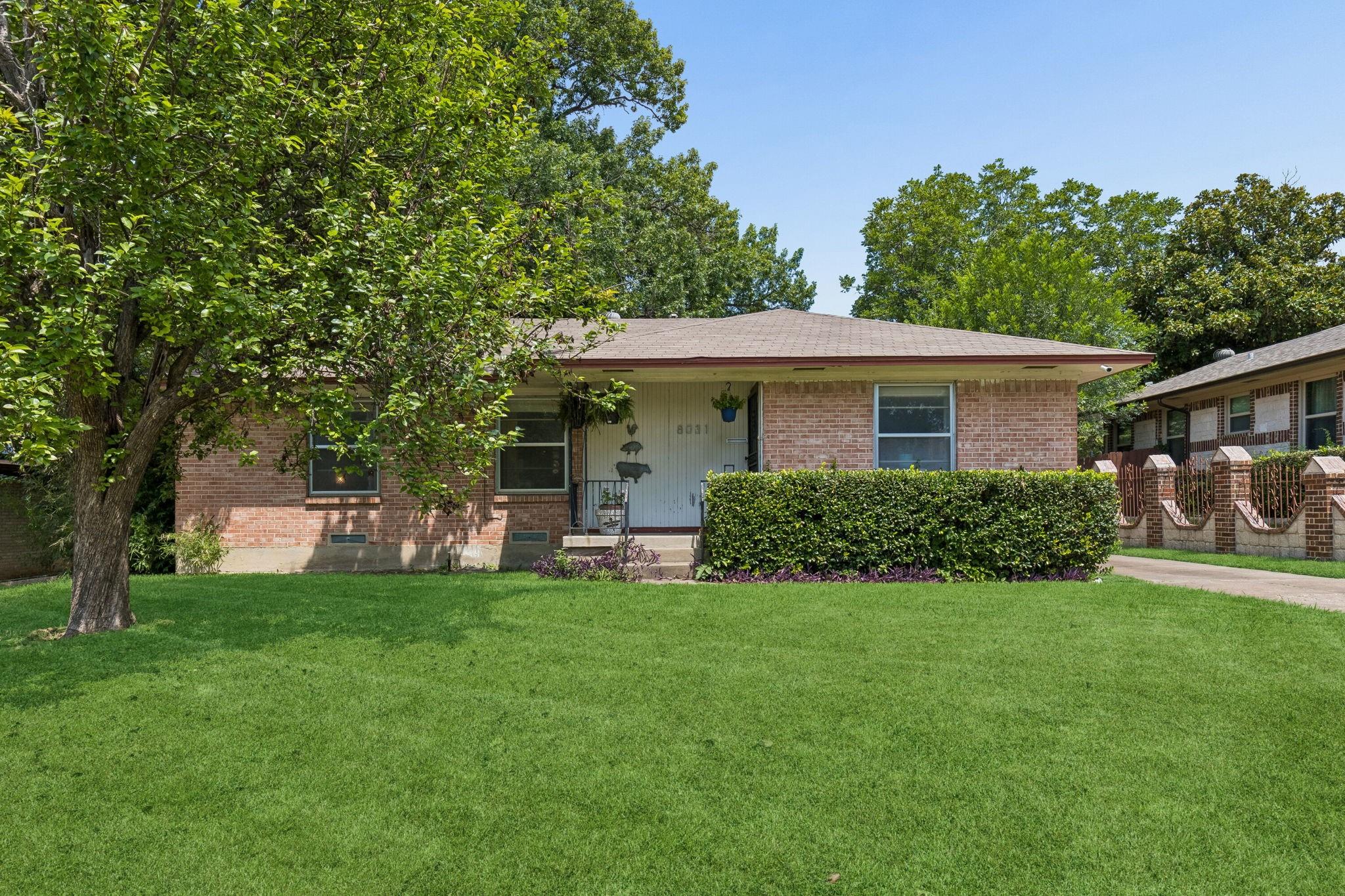 main property photo 19