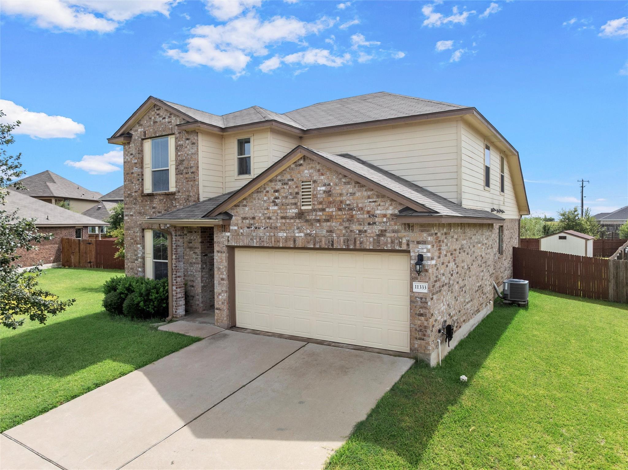 main property photo 3