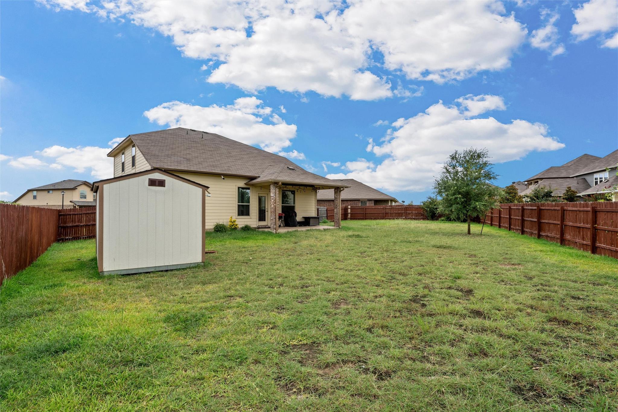 main property photo 31