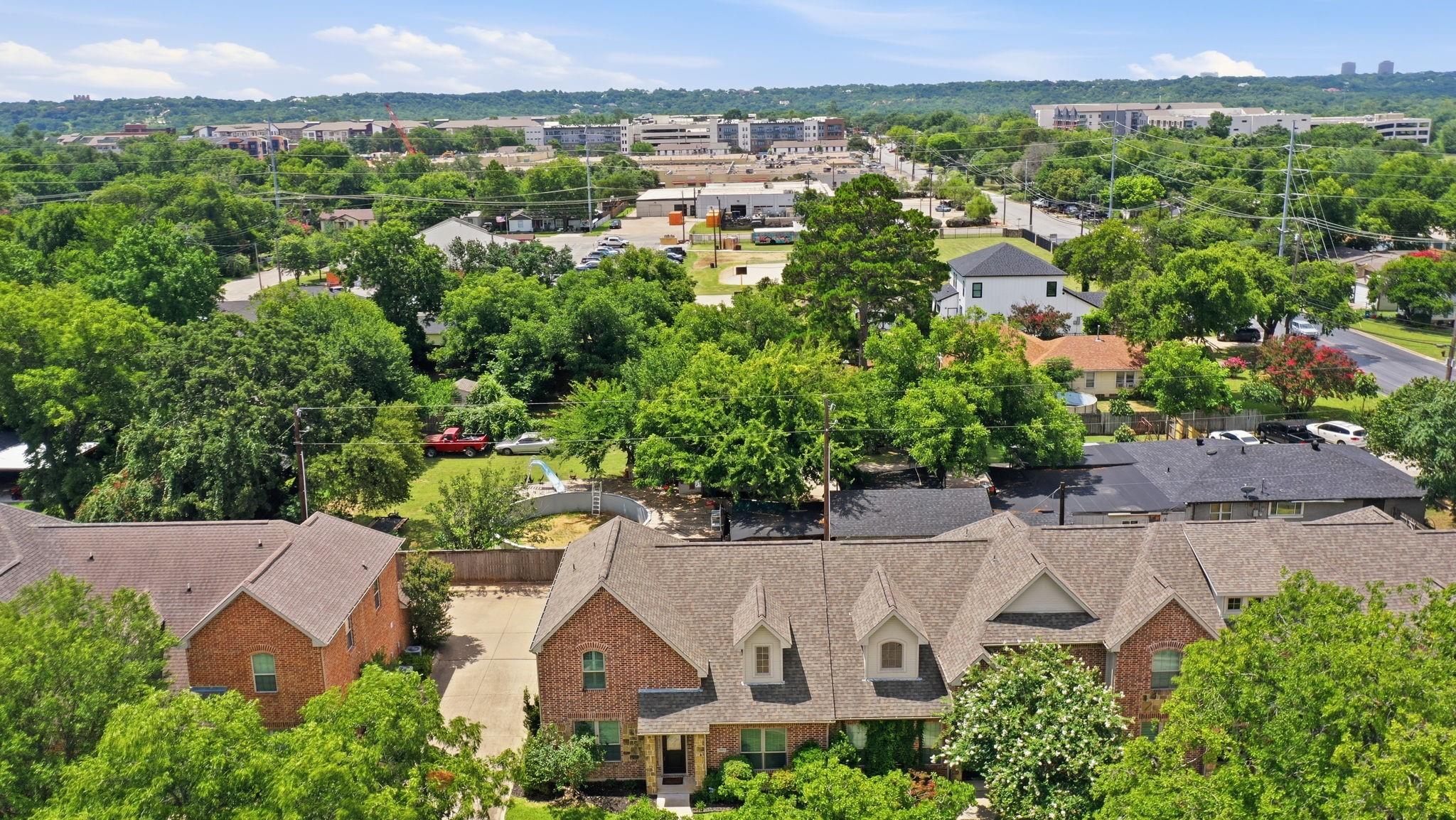 main property photo 32