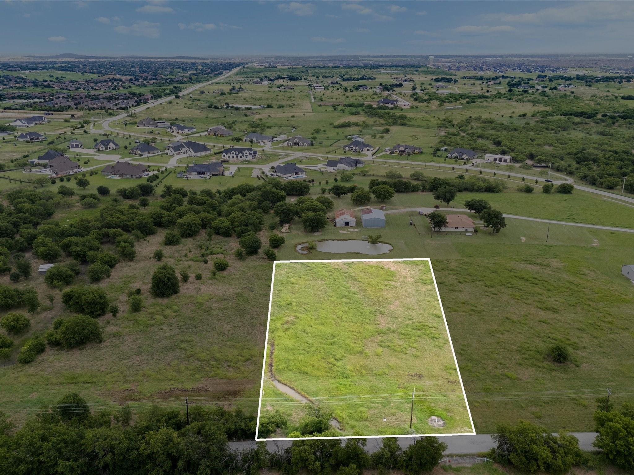 main property photo 4