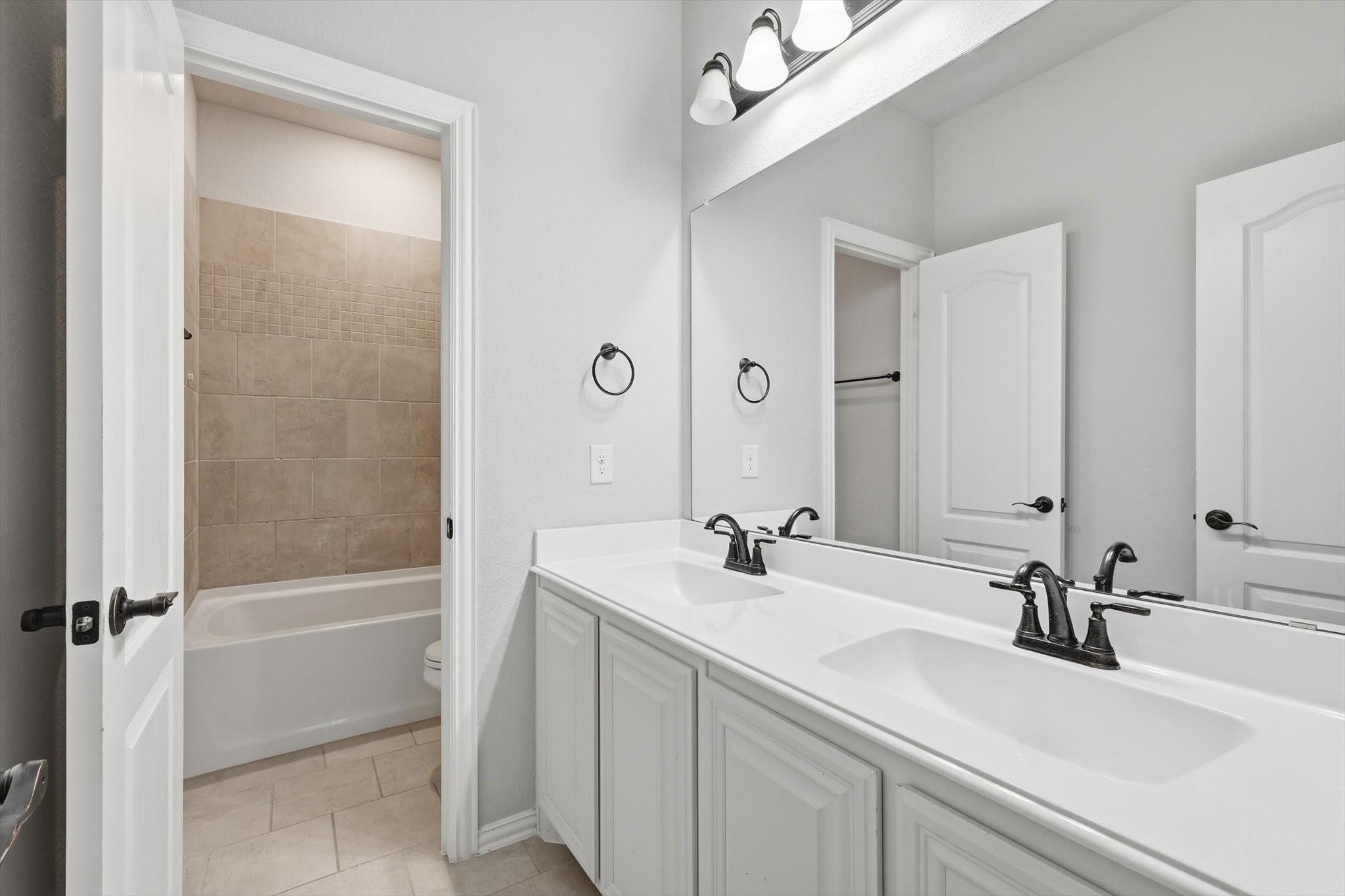 property viewer photo 26
