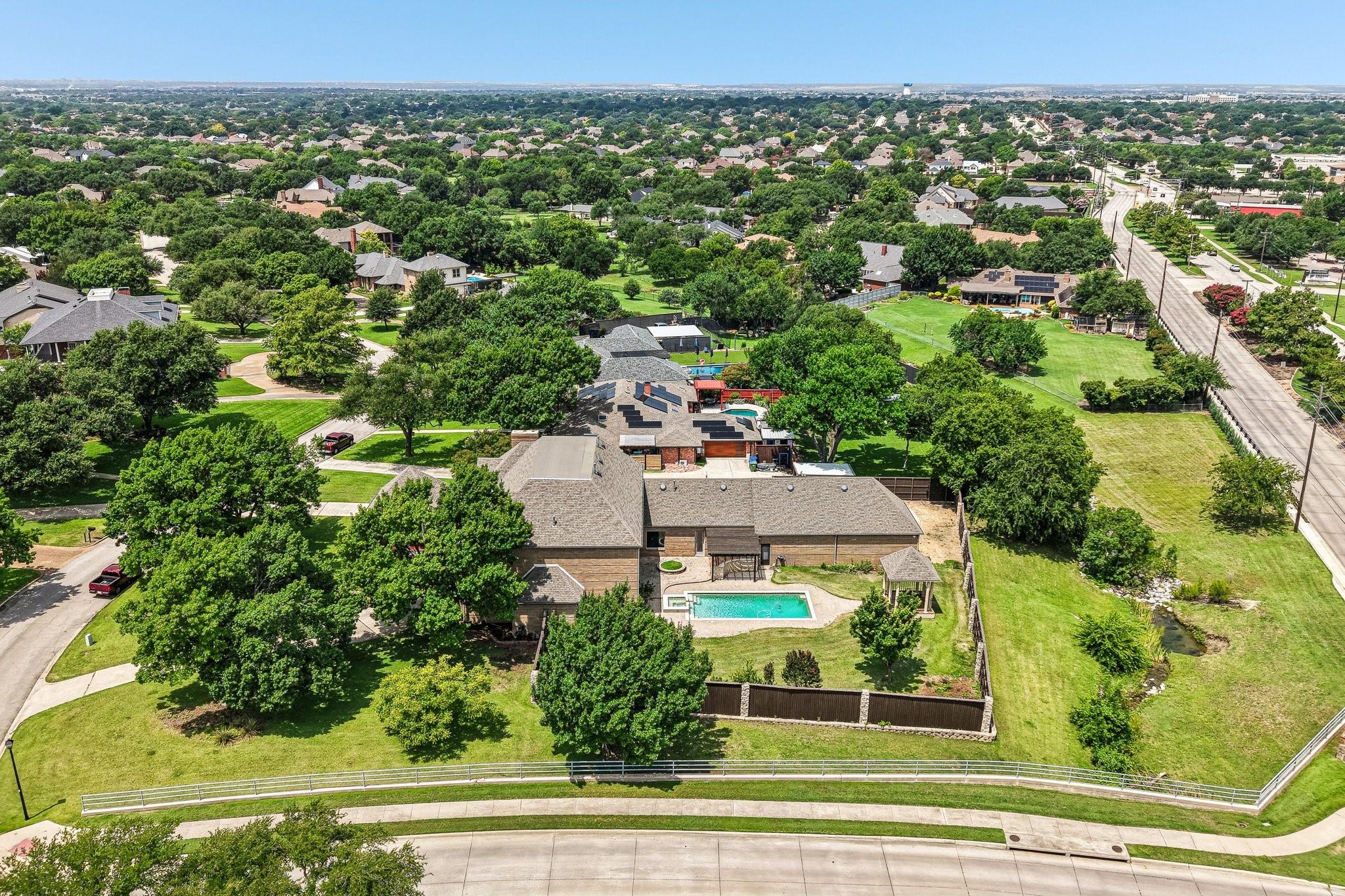 main property photo 36