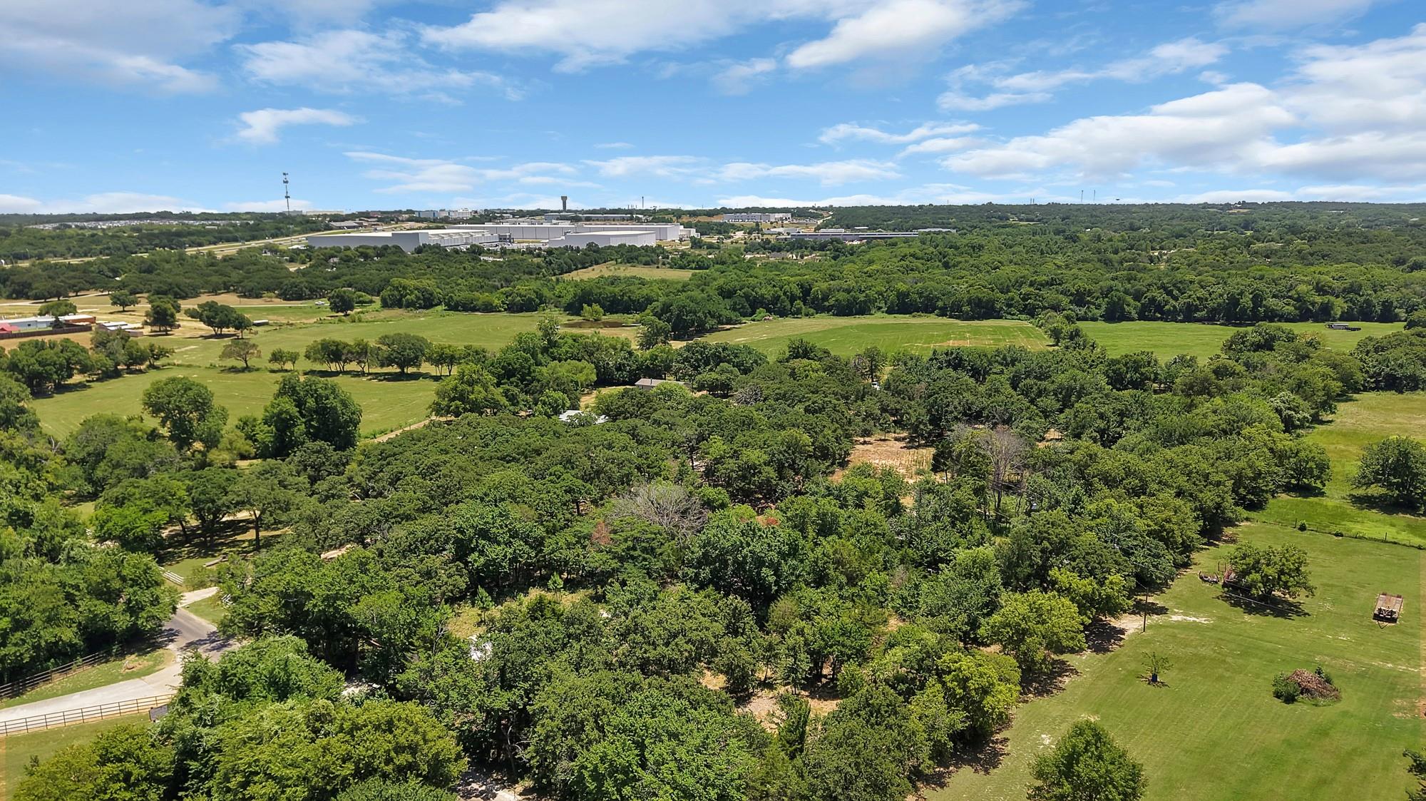 main property photo 13