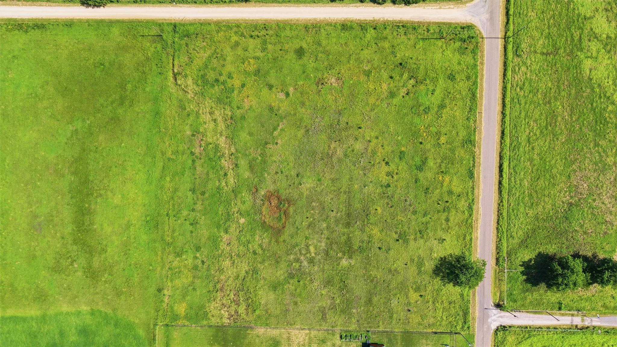 main property photo 12