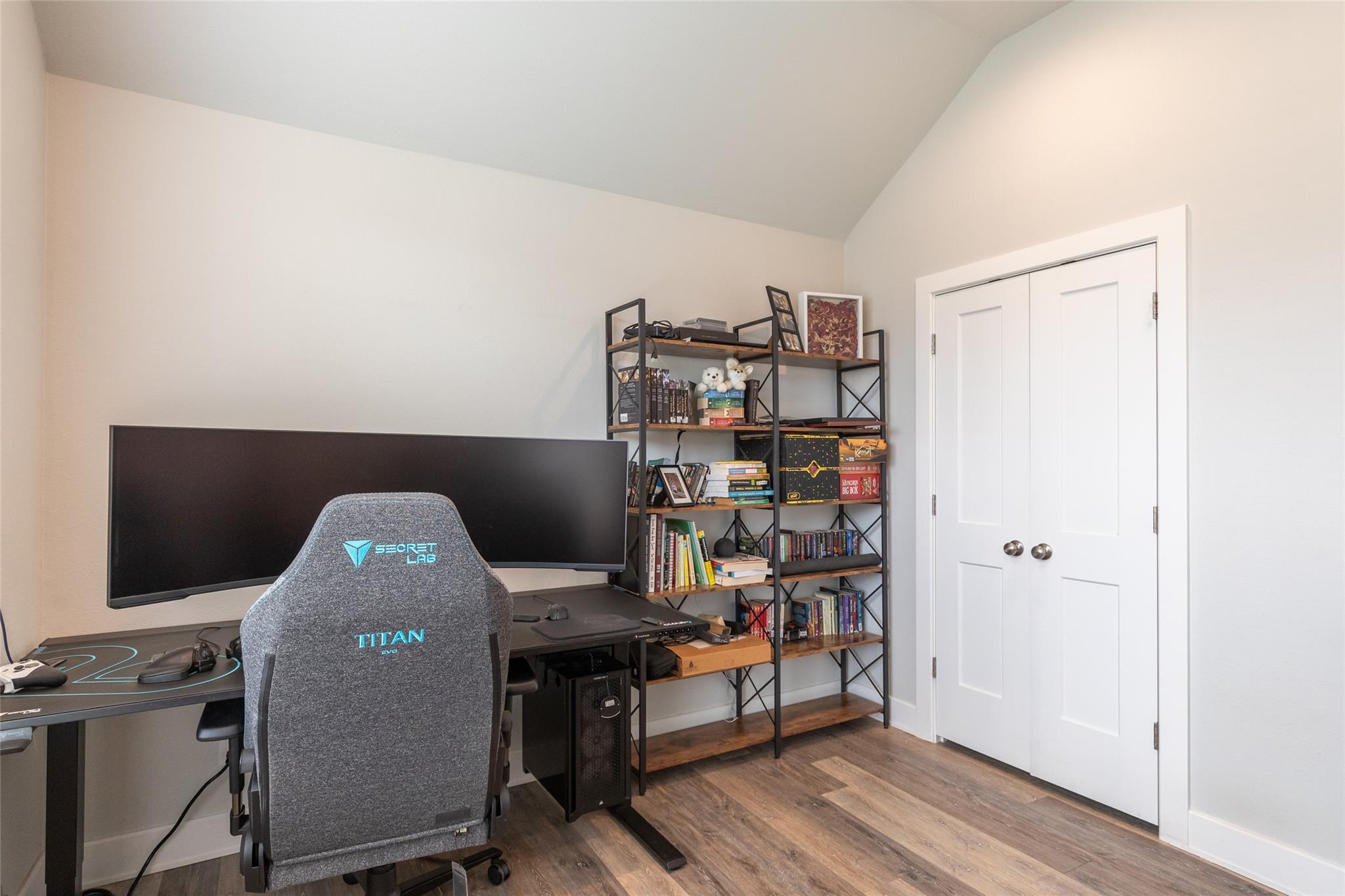property viewer photo 18