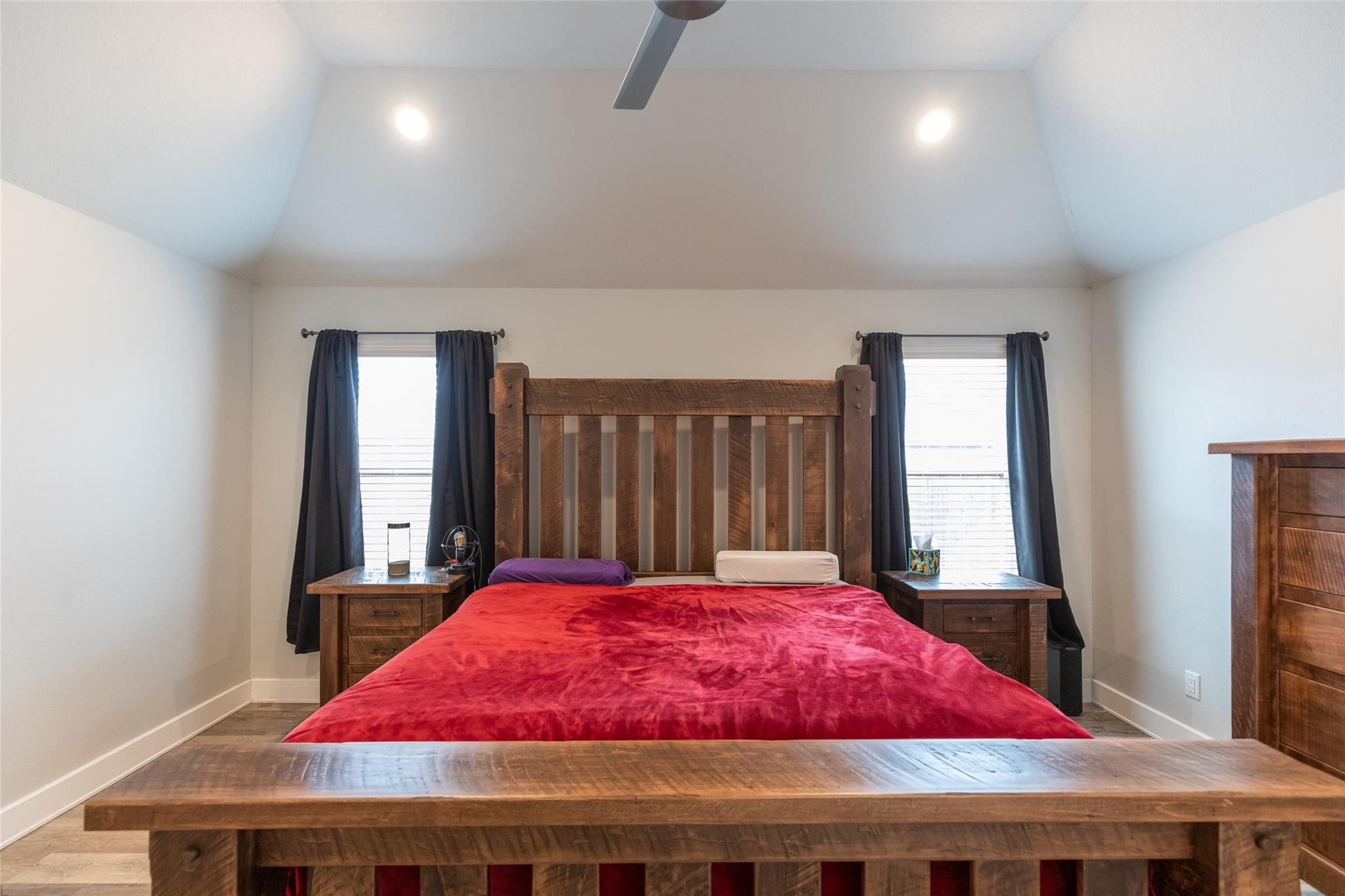 property viewer photo 23