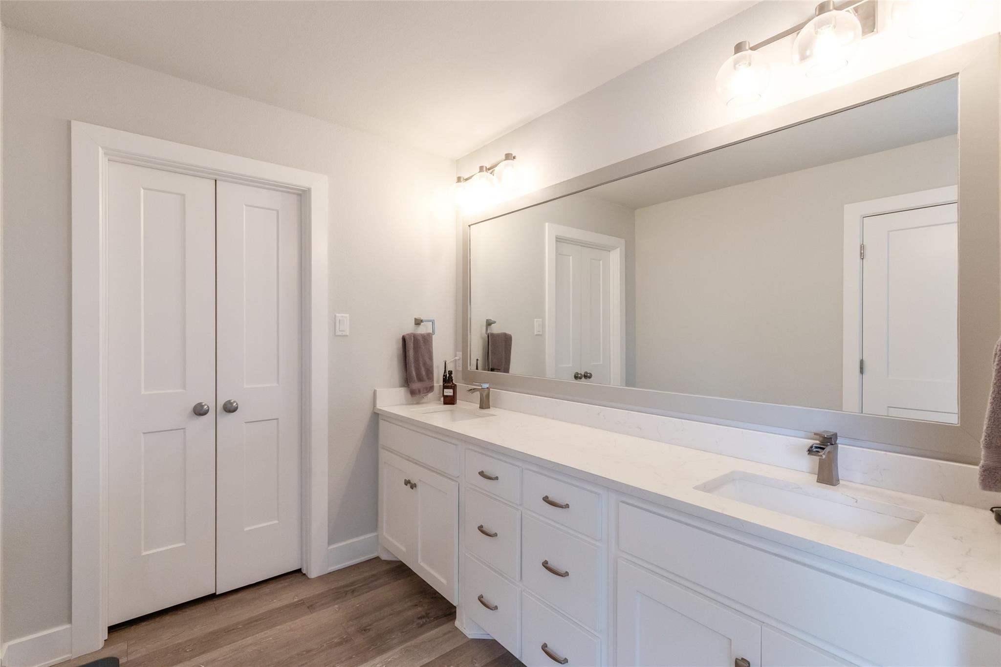 property viewer photo 30
