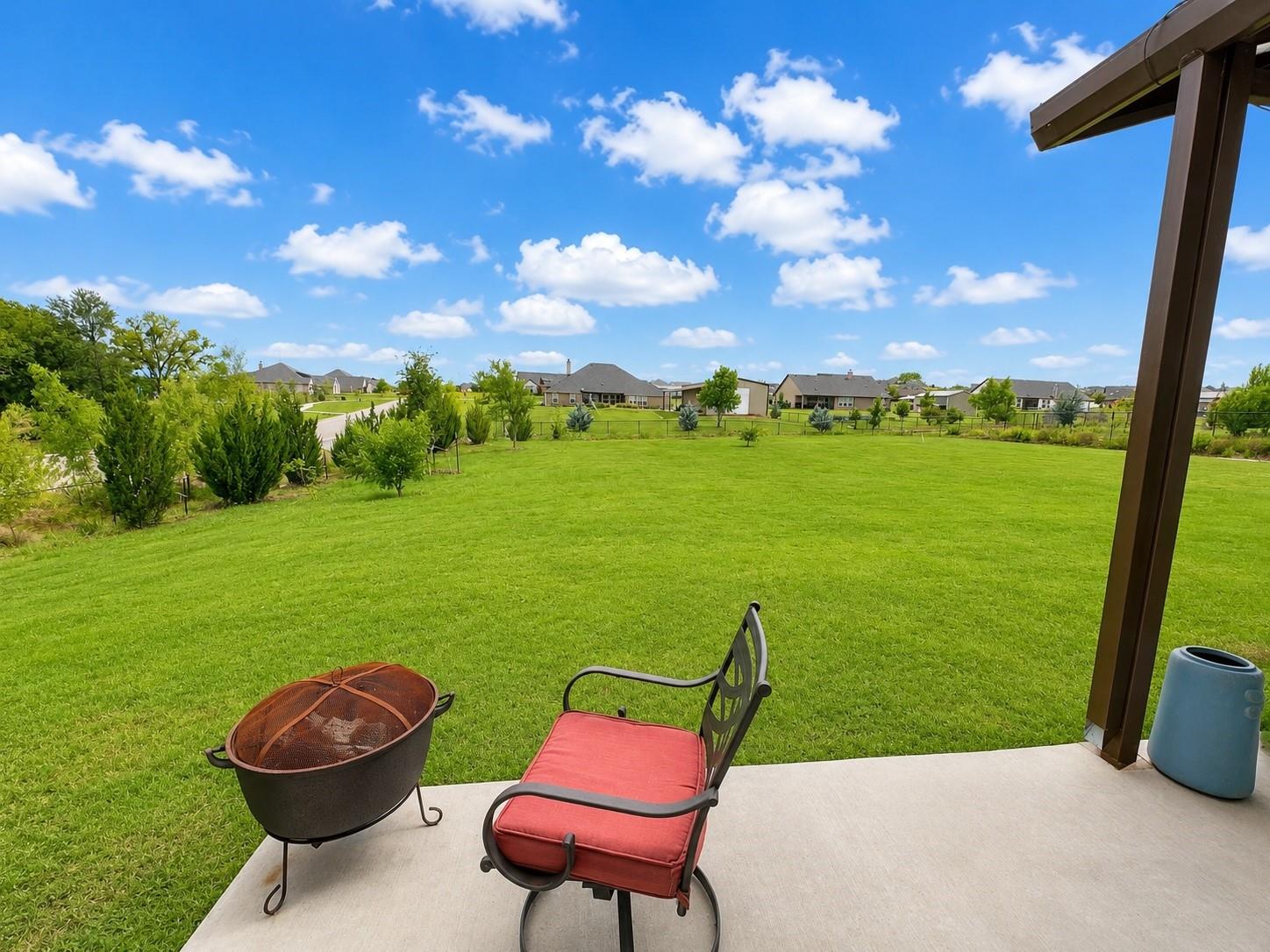 main property photo 30