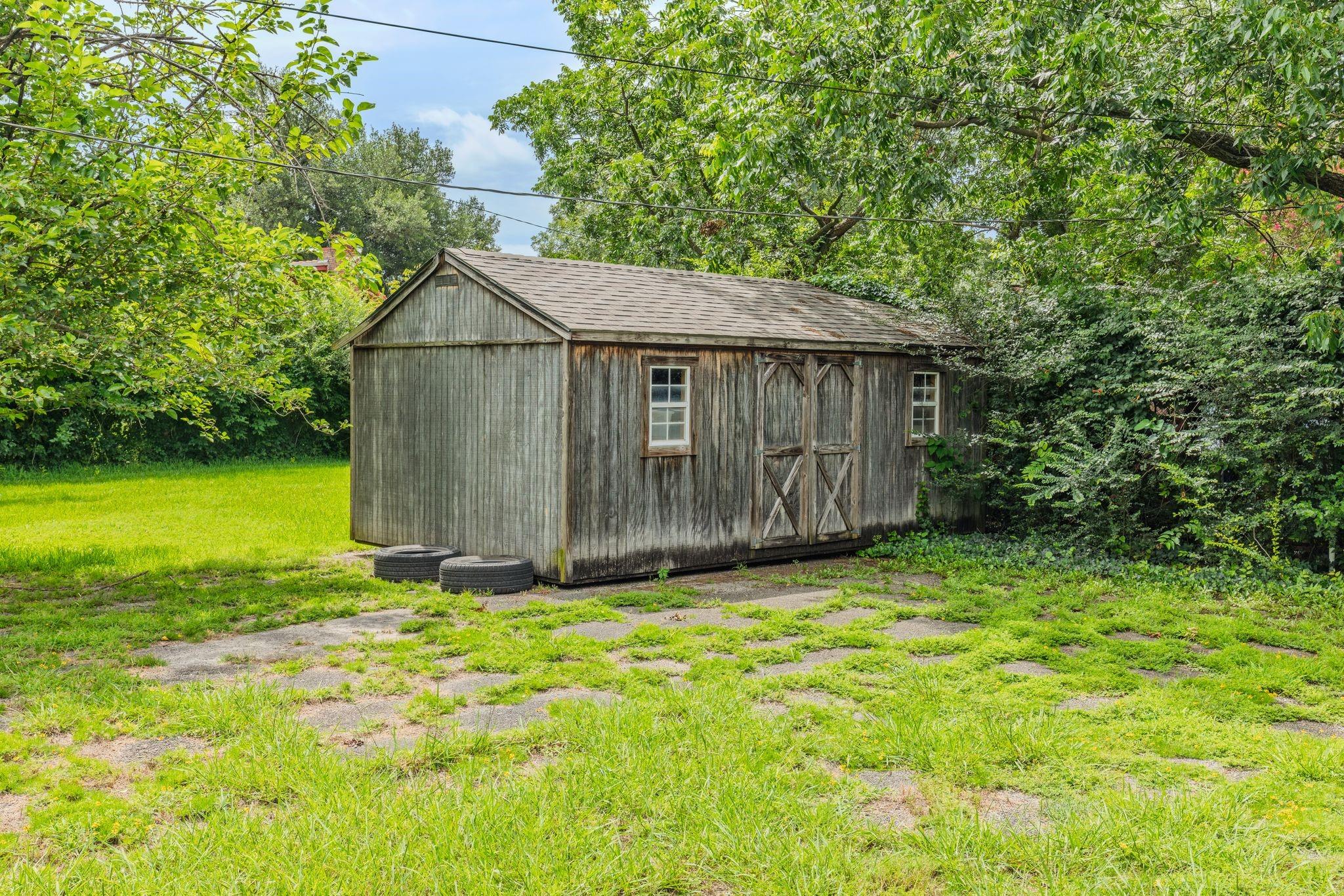 main property photo 29