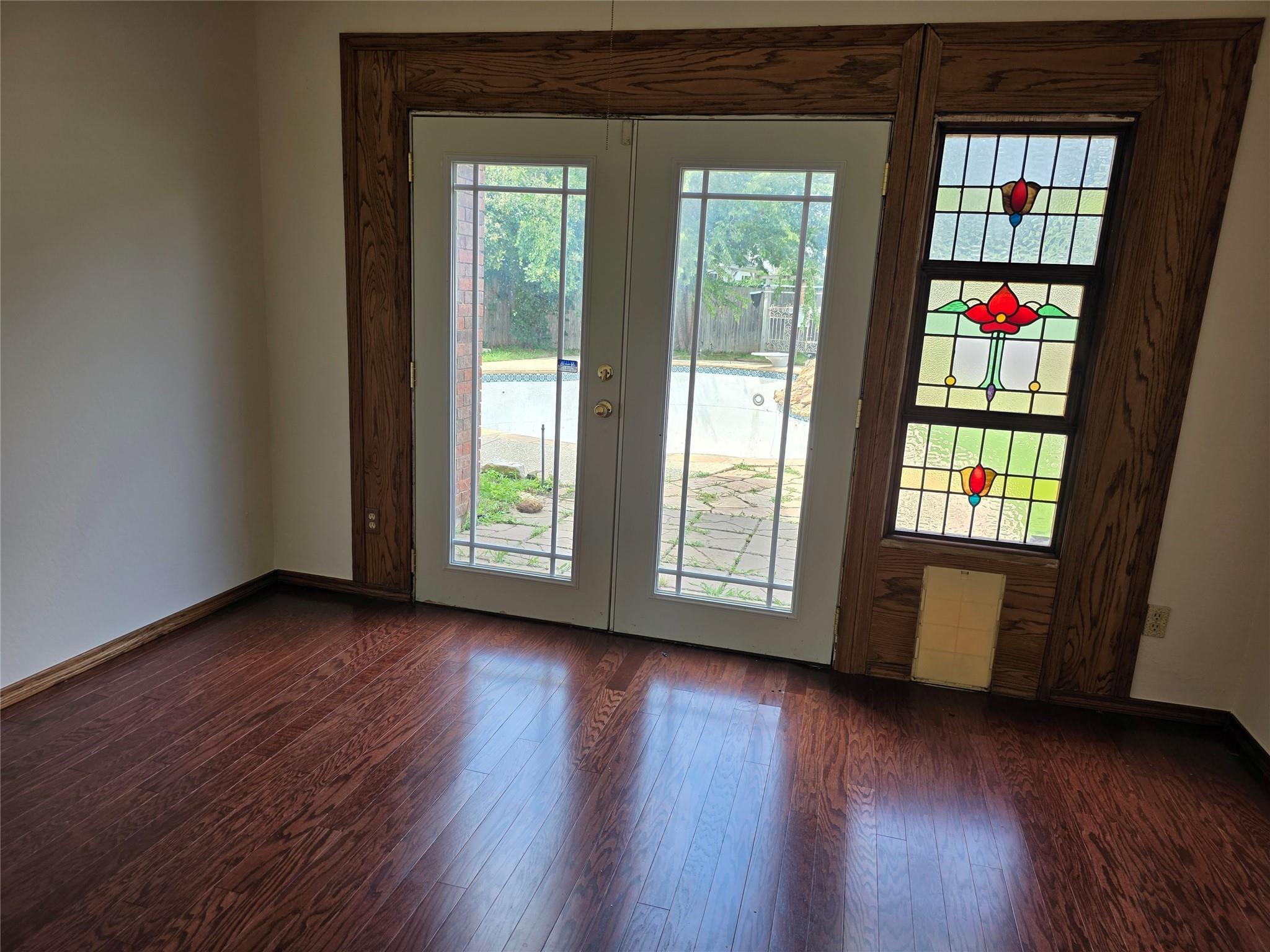 main property photo 6