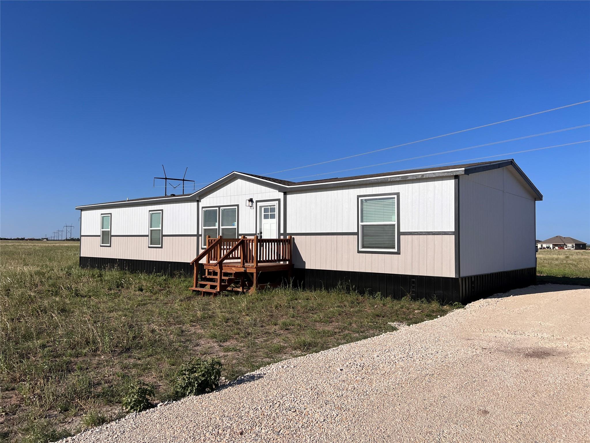 main property photo 0