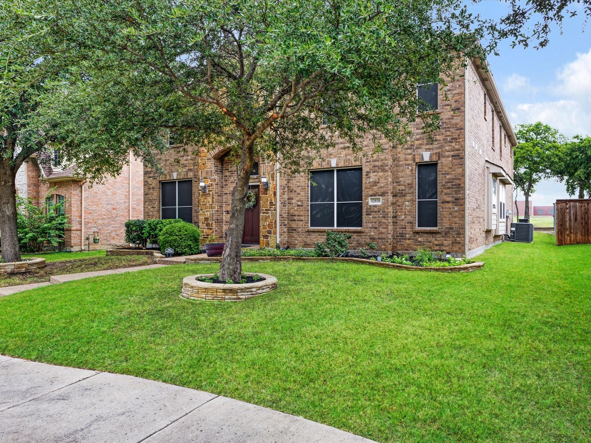 main property photo 33