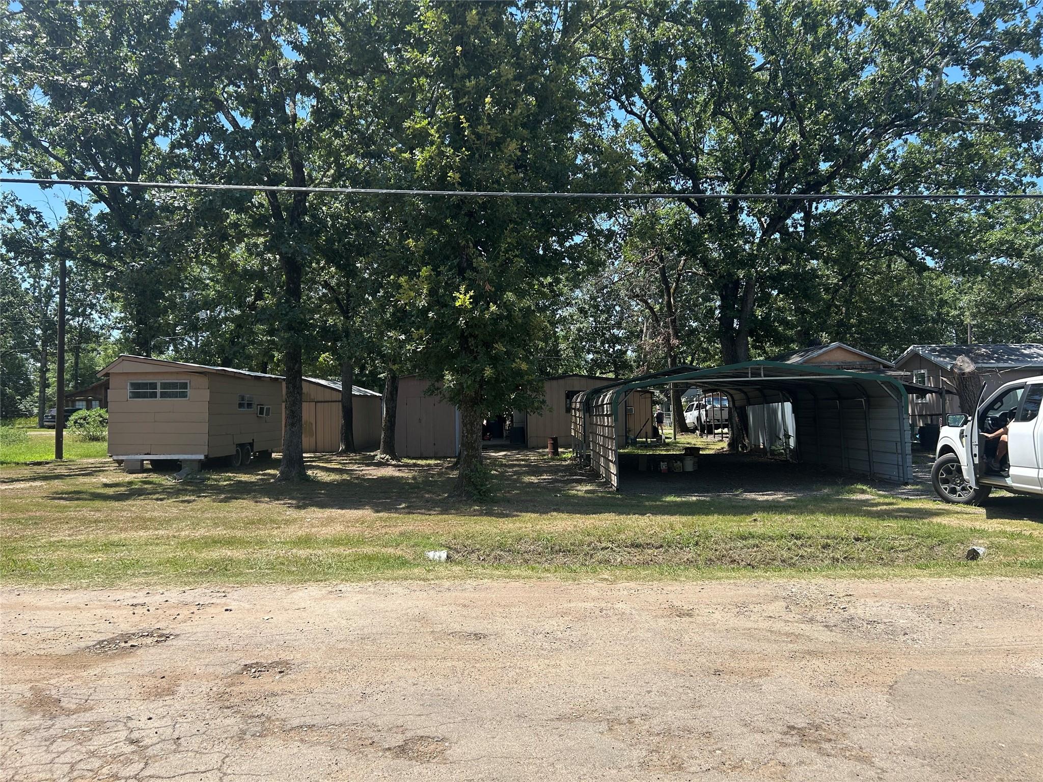 main property photo 14