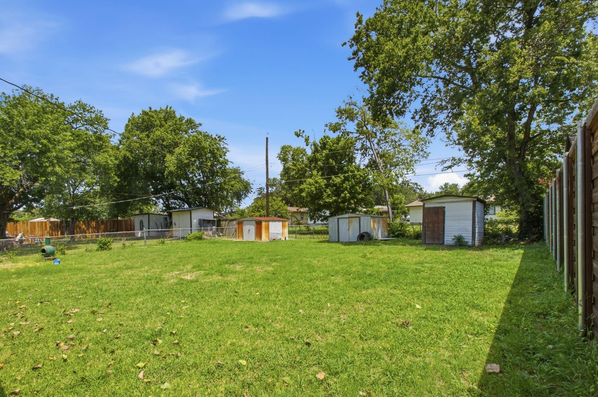 main property photo 29