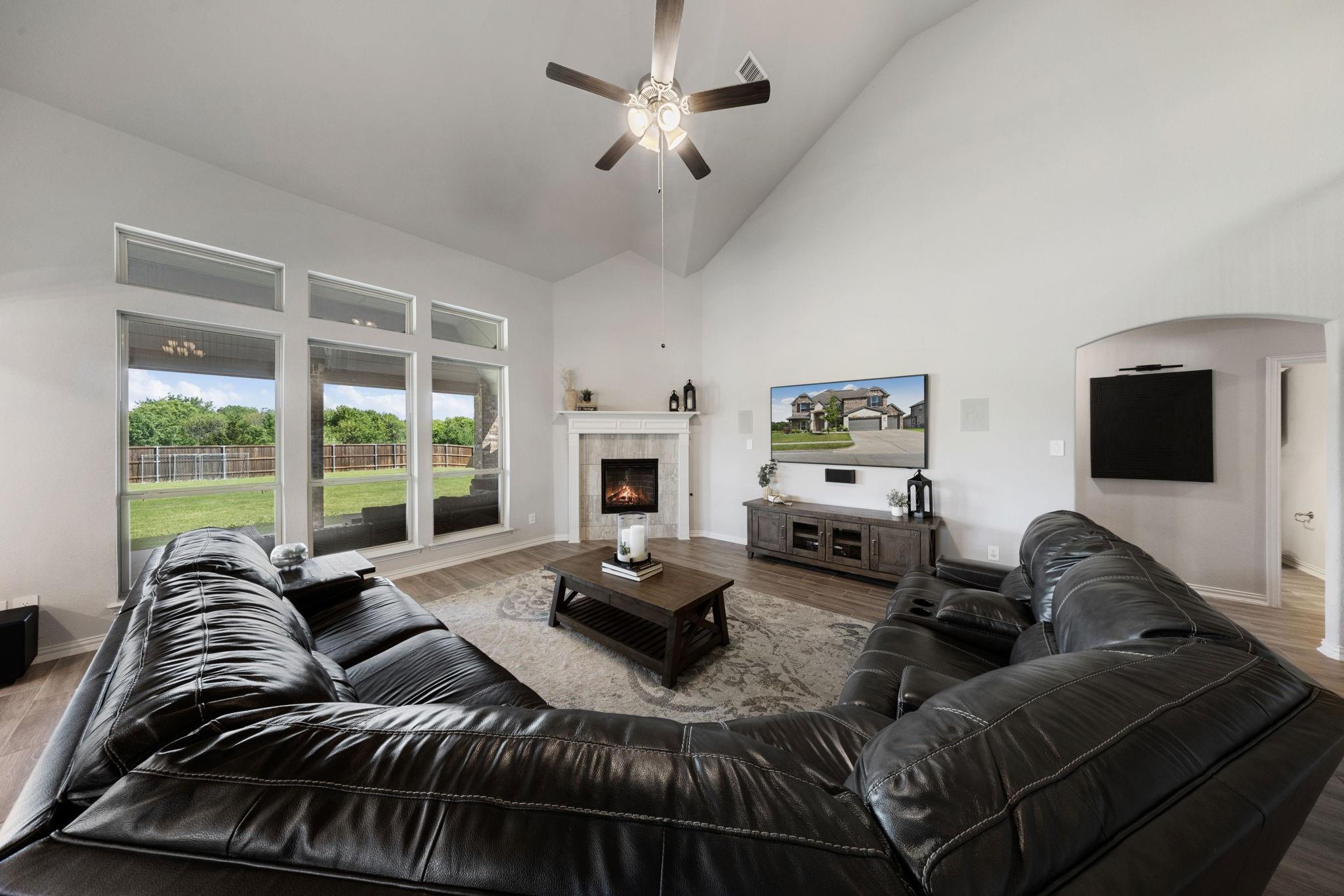 property viewer photo 15