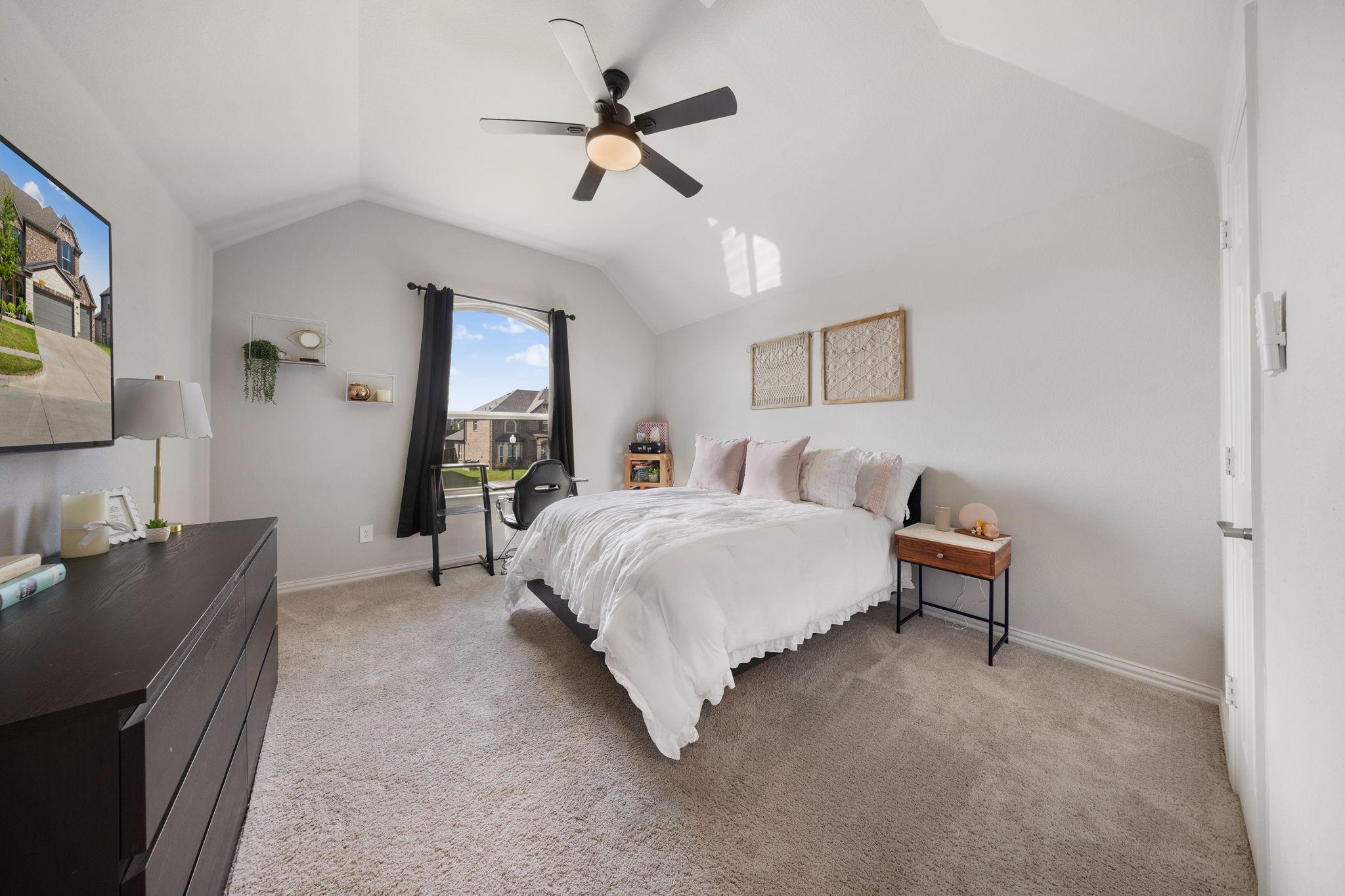 property viewer photo 30