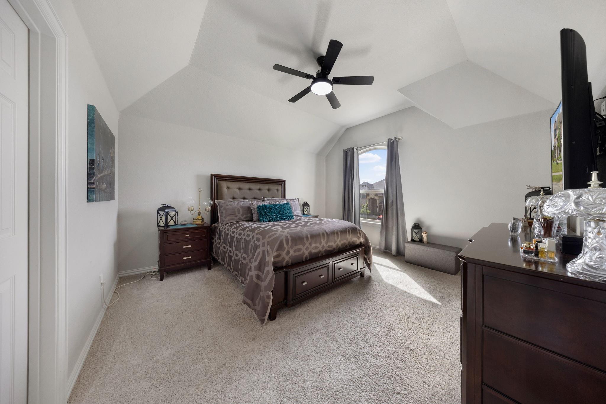 property viewer photo 32