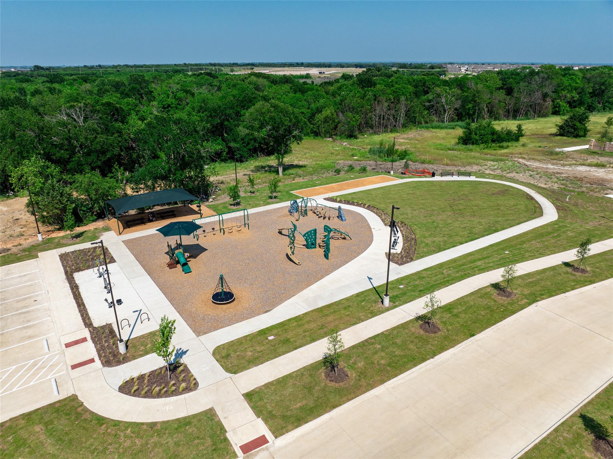 main property photo 17
