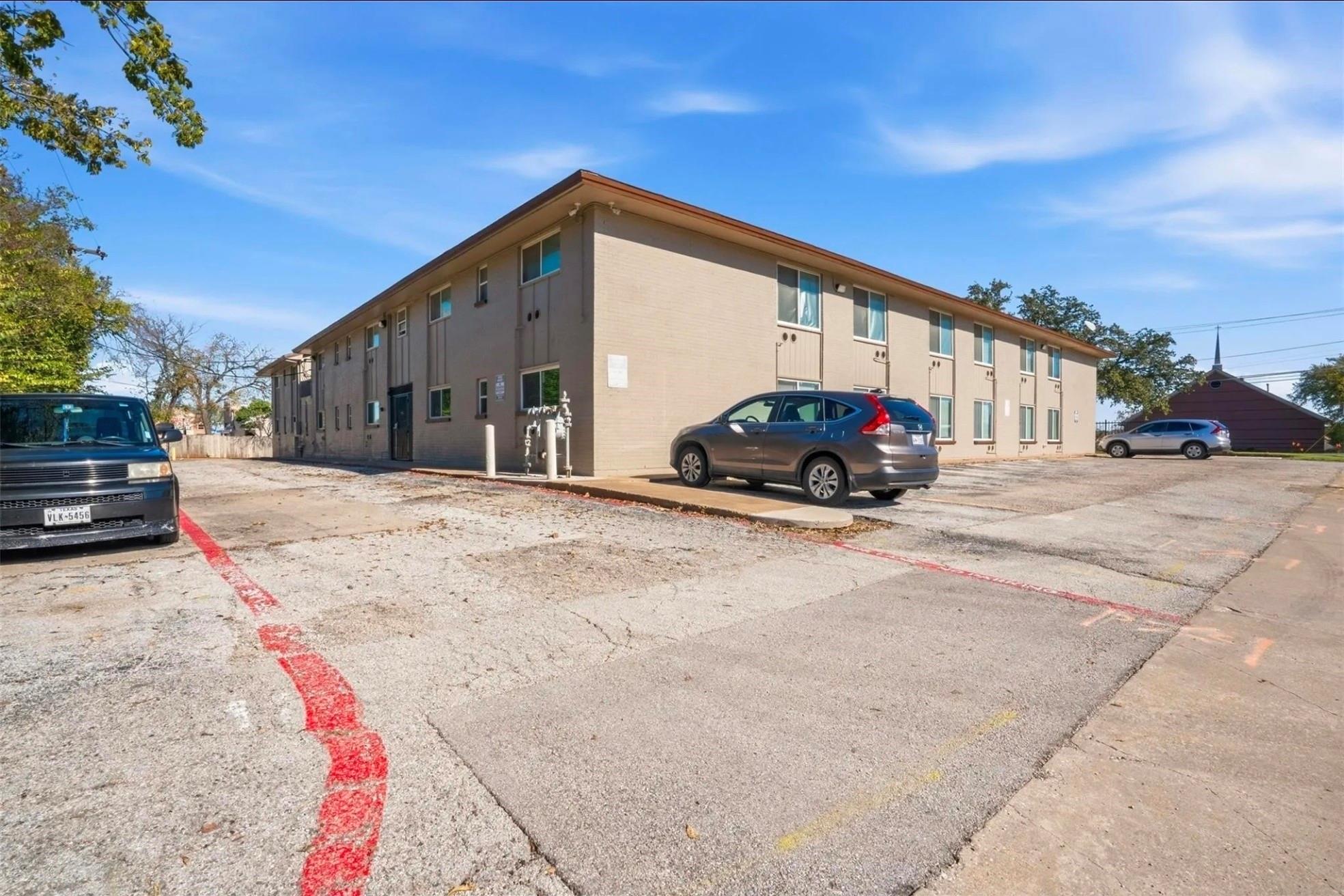main property photo 14