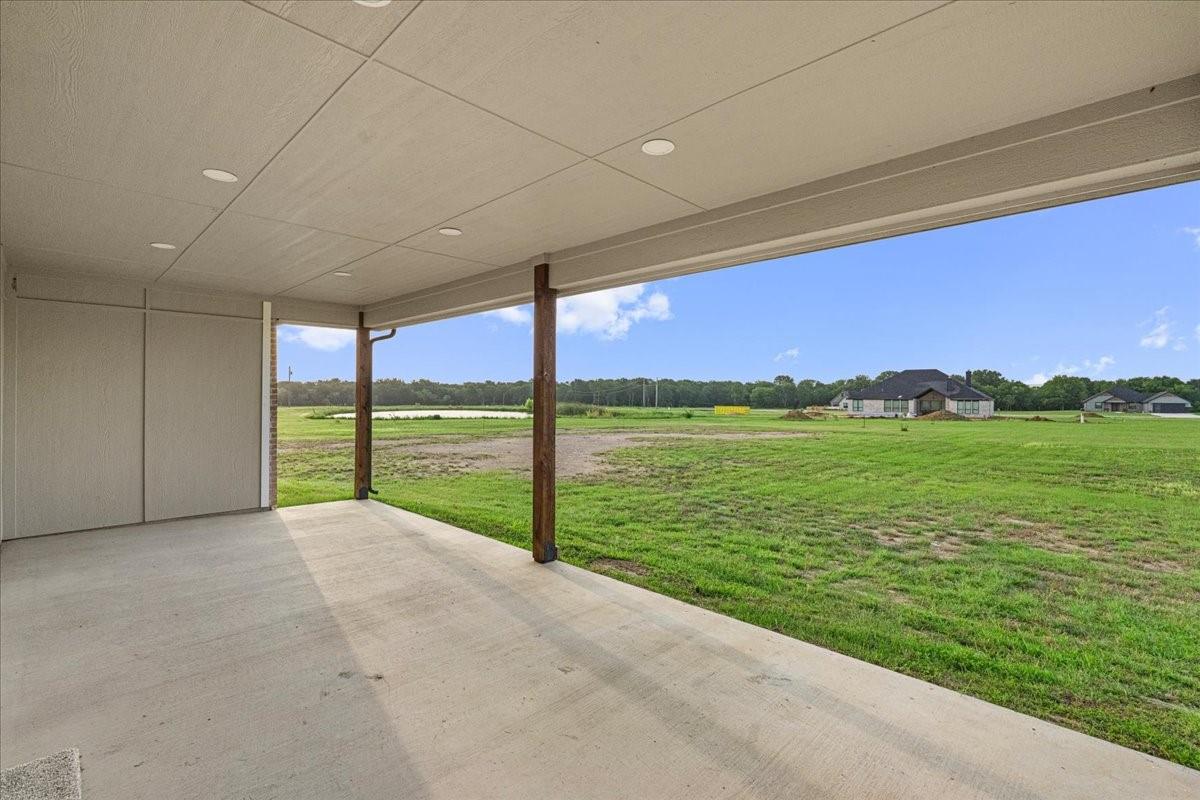 main property photo 35