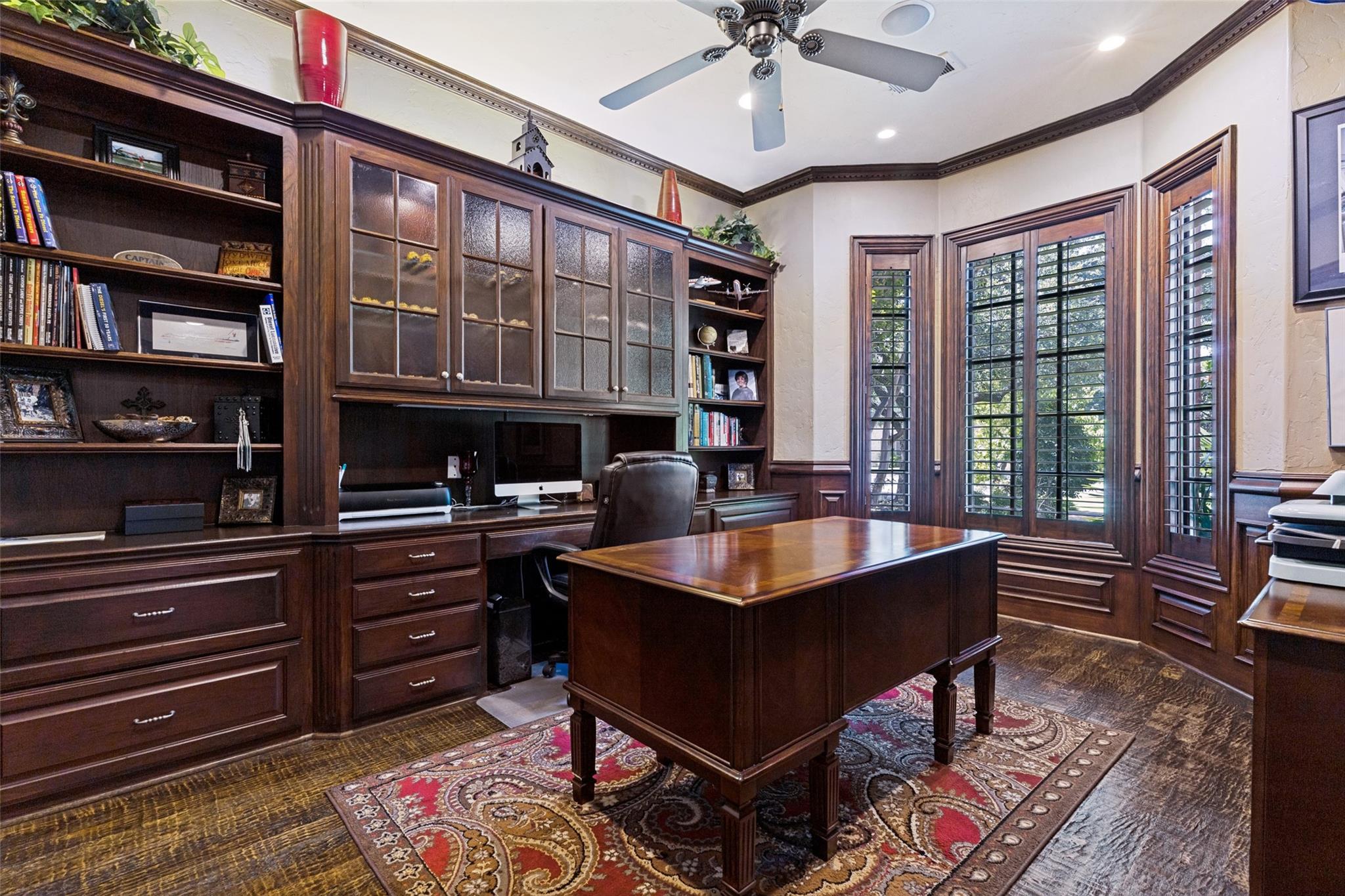 main property photo 13