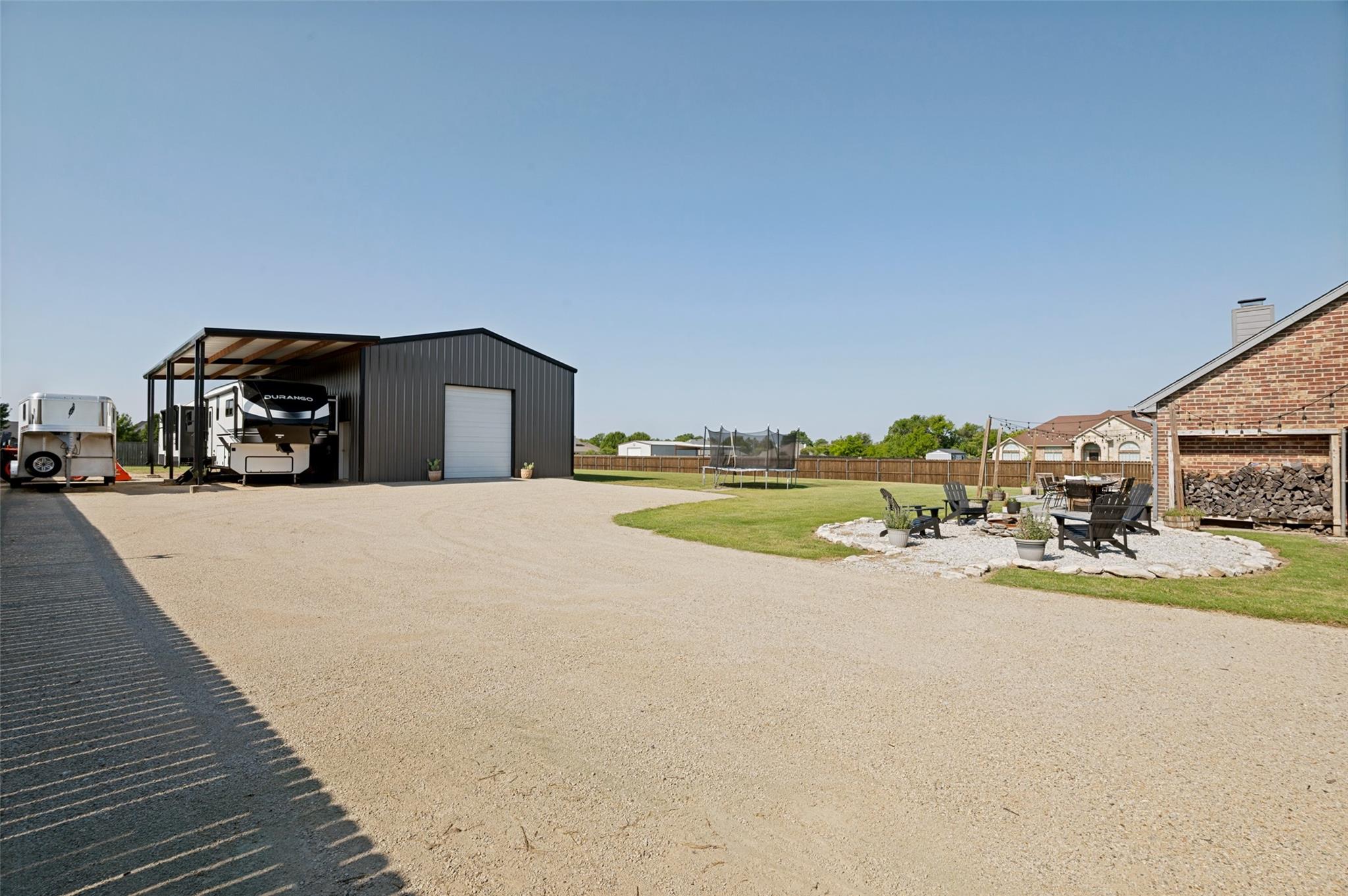 main property photo 22
