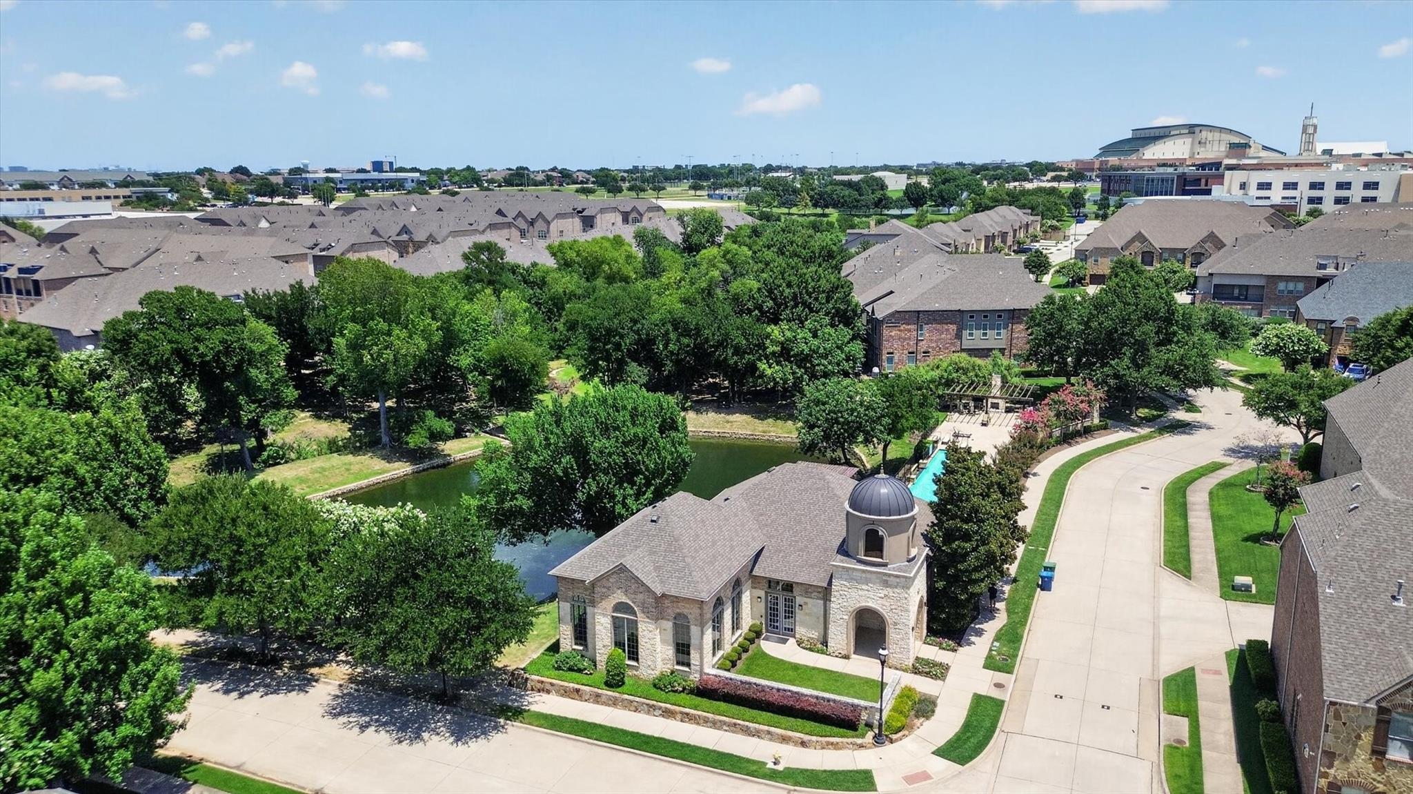 main property photo 35