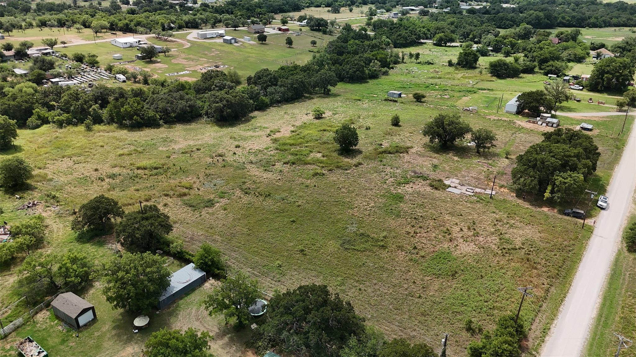 main property photo 9