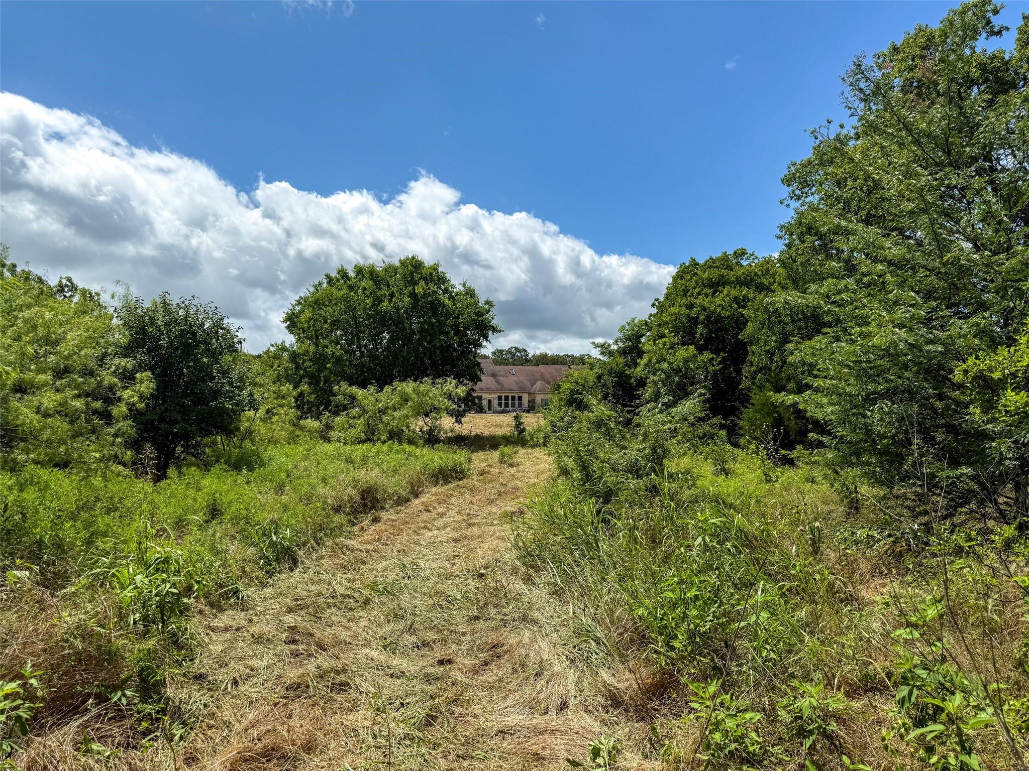 main property photo 23