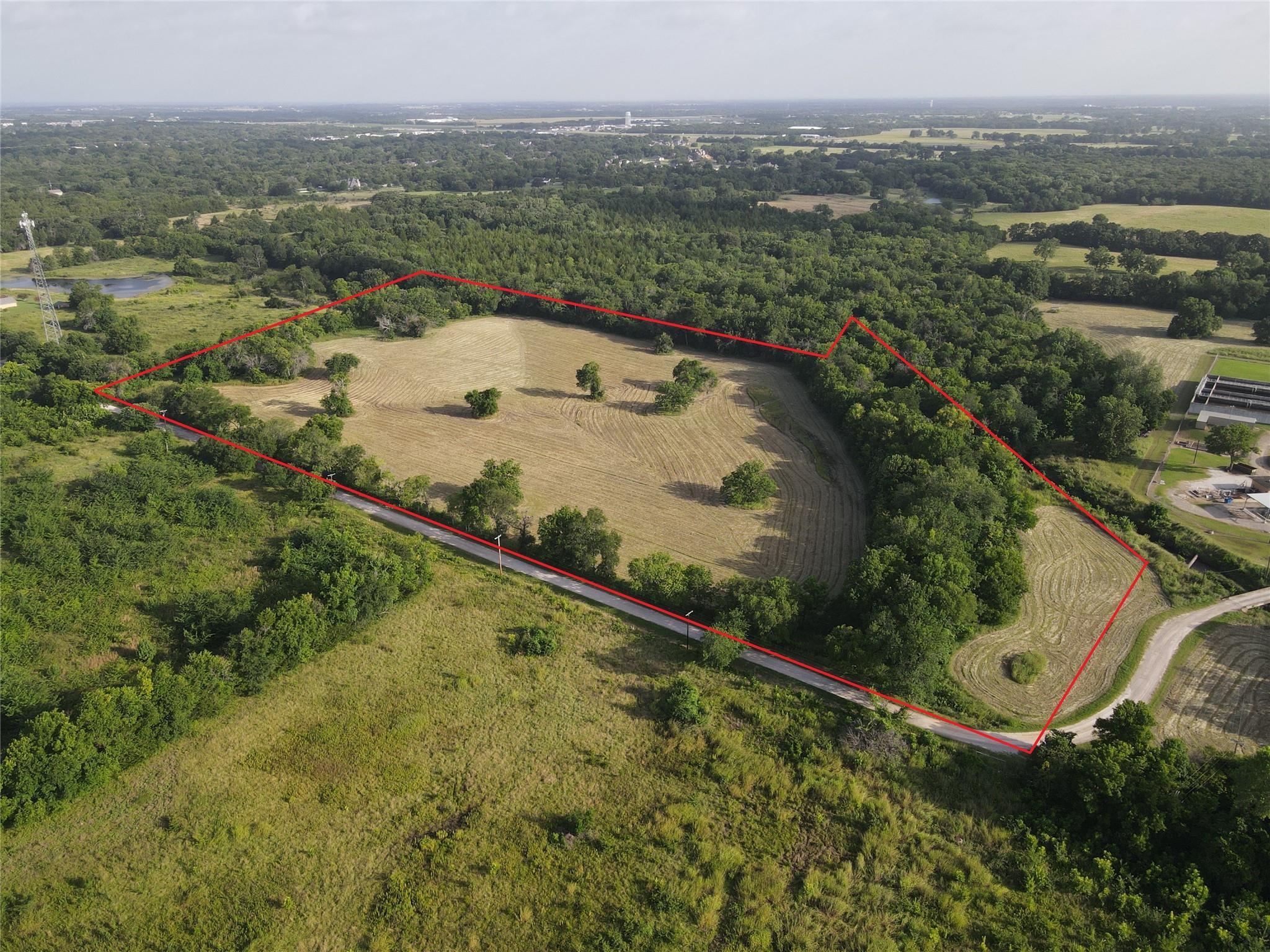 main property photo 0