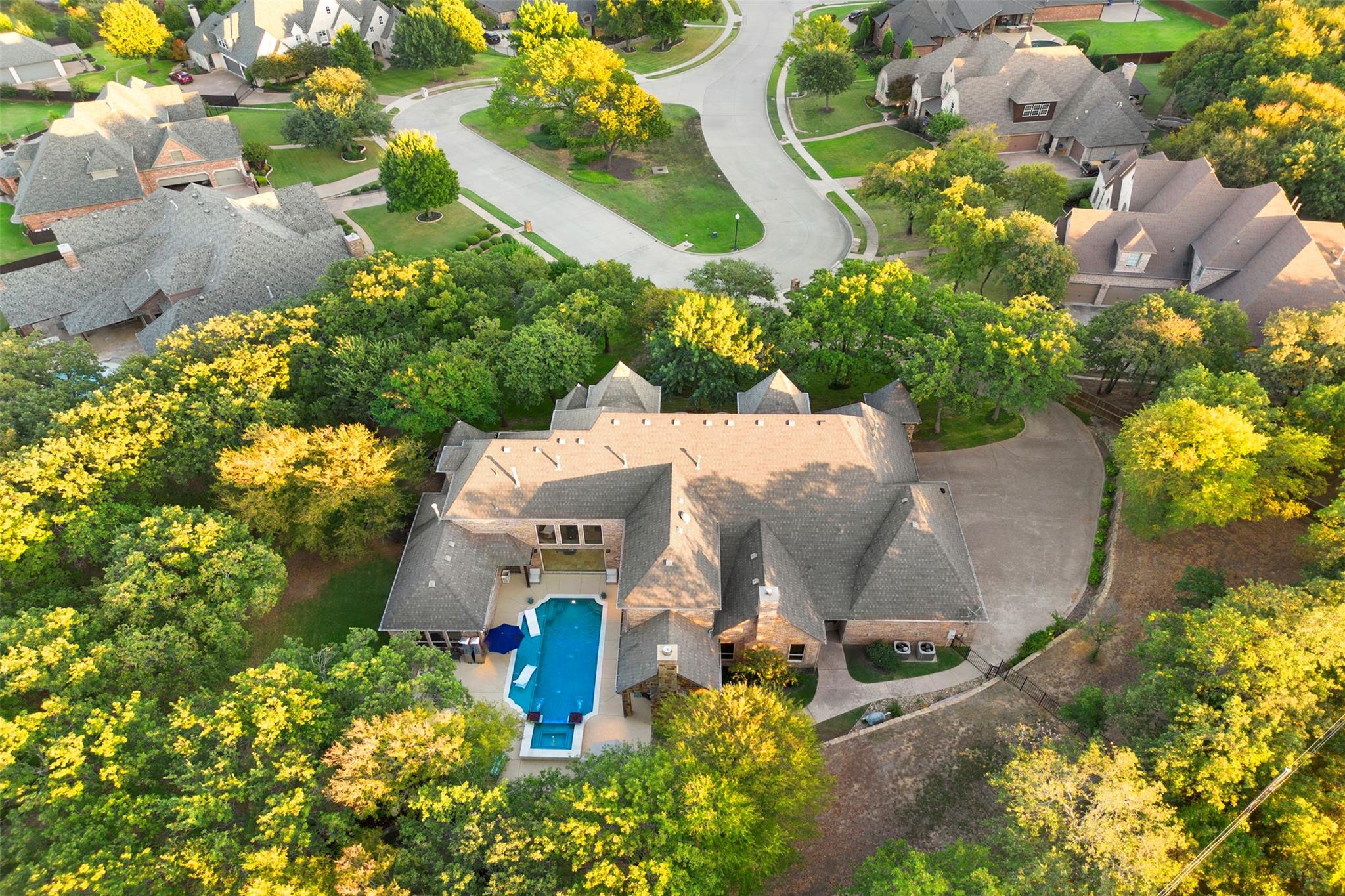 main property photo 38
