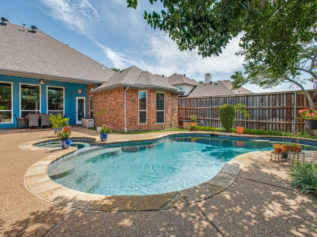 main property photo 13