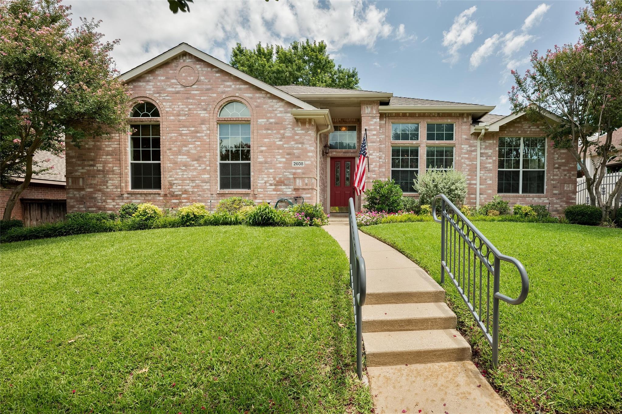 main property photo 34